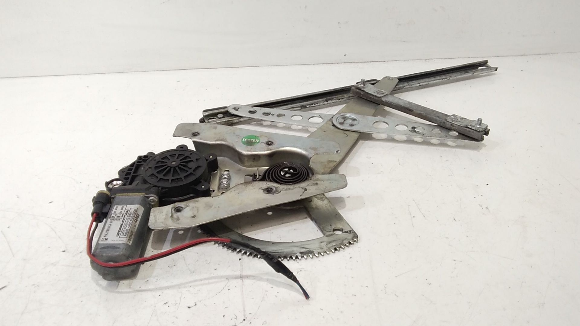 Alzacristallo Porta Ant. Destro CUH10184 Usato