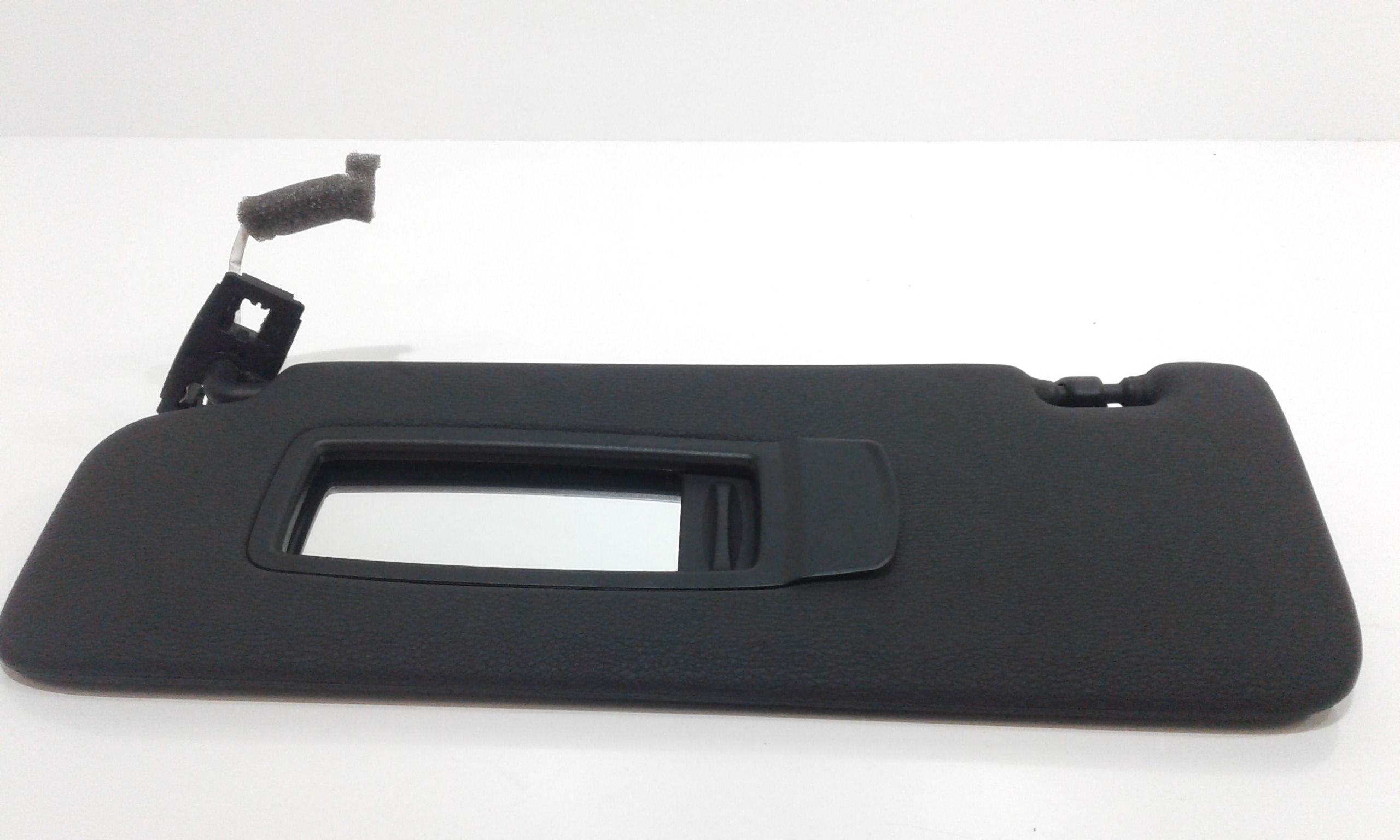 Aletta Parasole Parabrezza Sinistro 51168062213 Usato