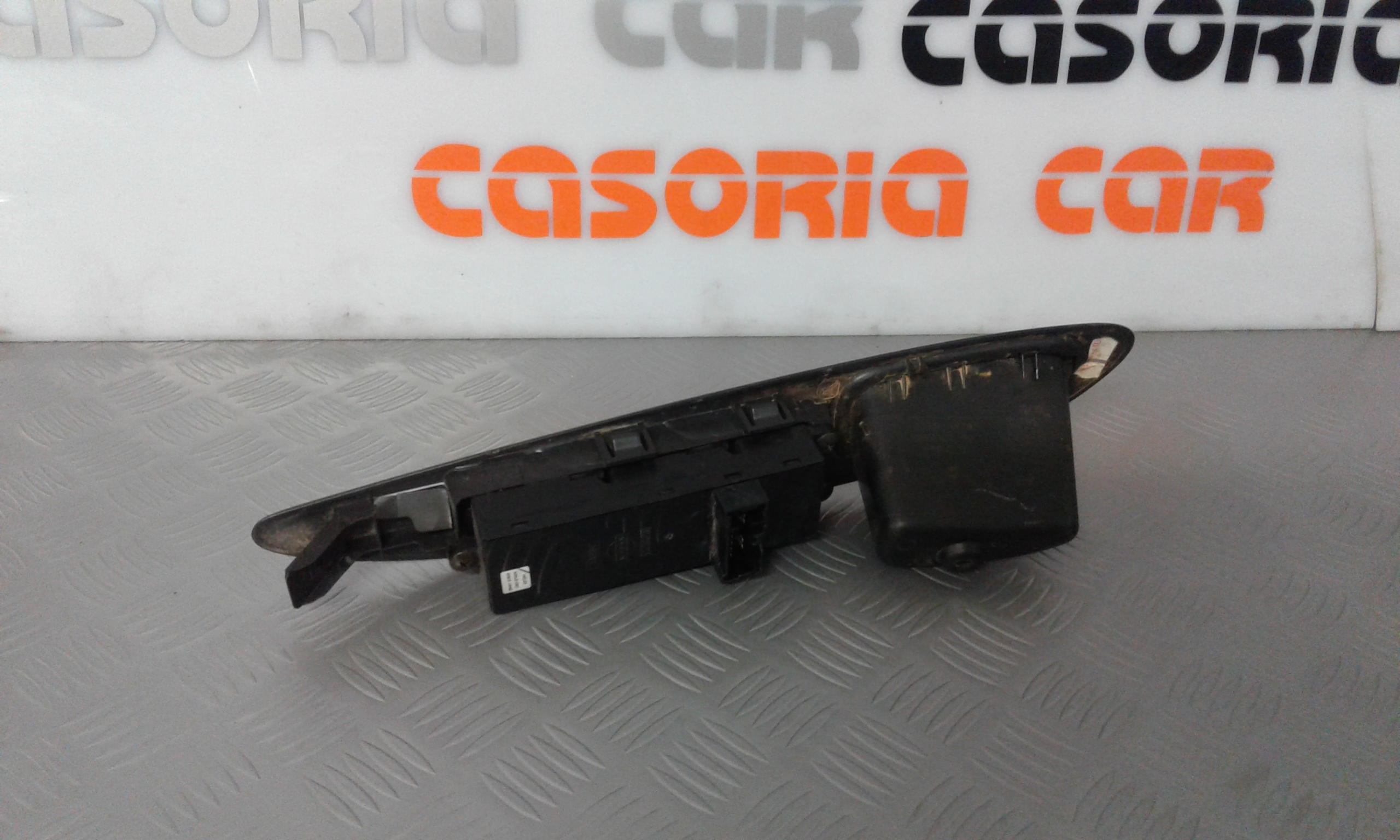 Interruttore Alzacristalli Porta Ant. Sinistro Usato