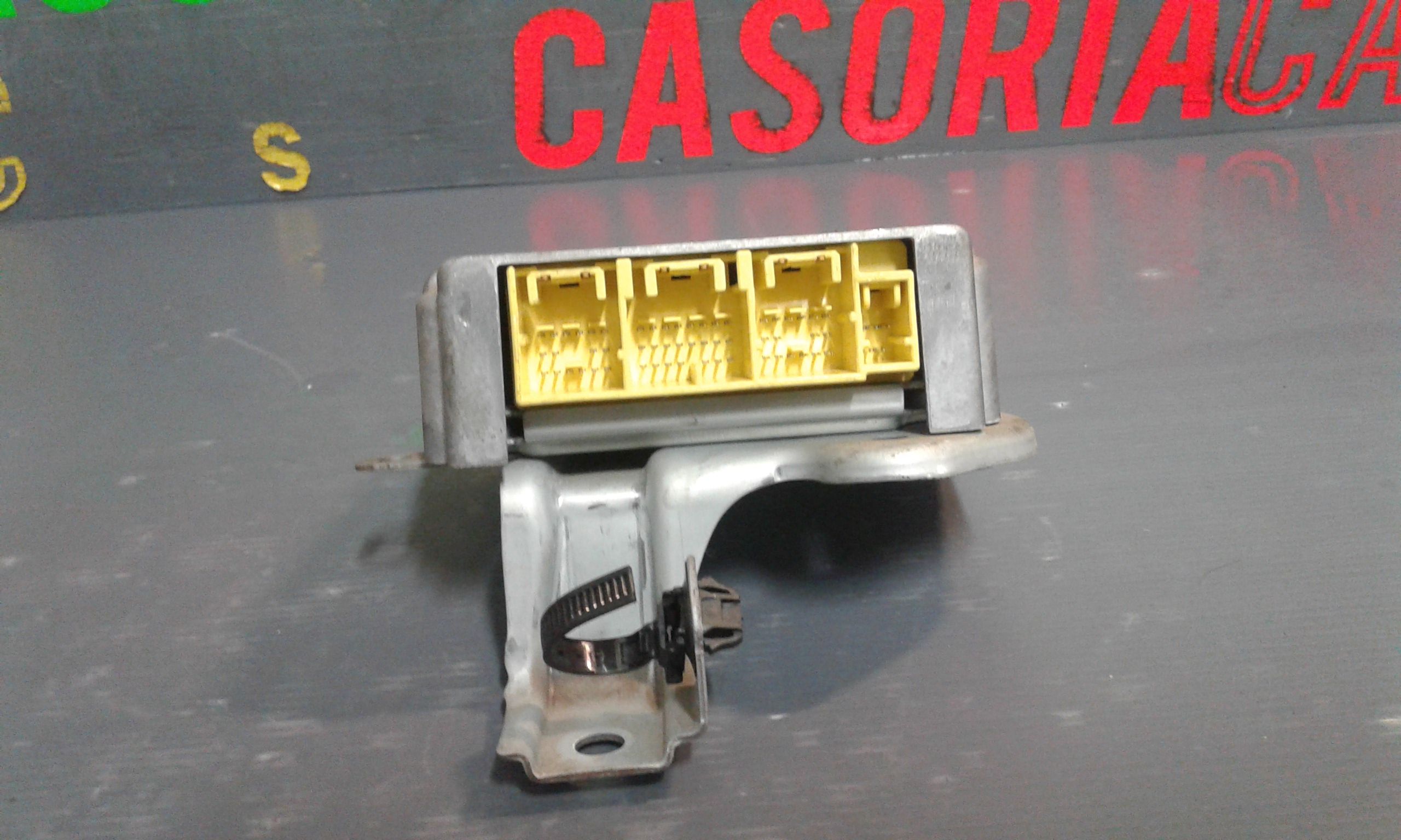 Centralina Comando Airbag 9011906067 Usato