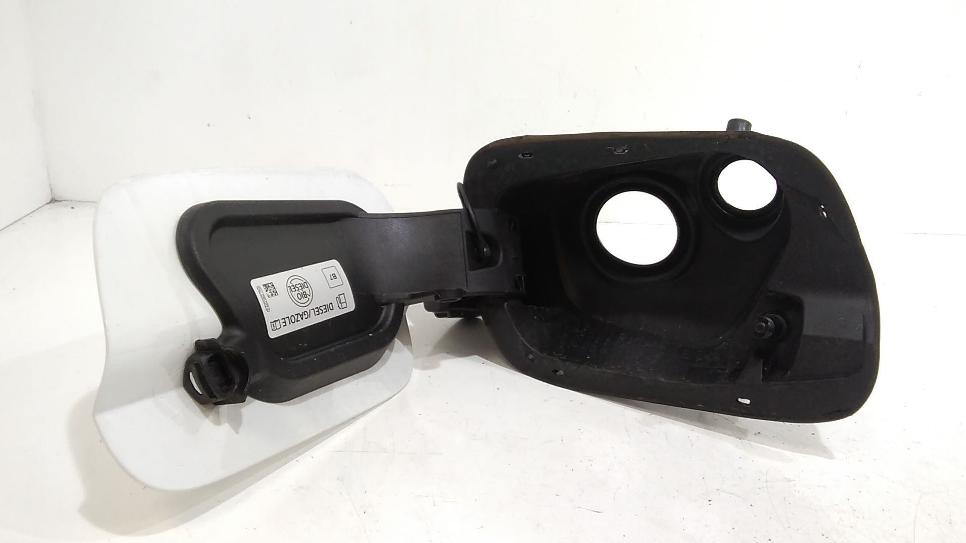 Sportello Carburante 5NA809909GRU Usato