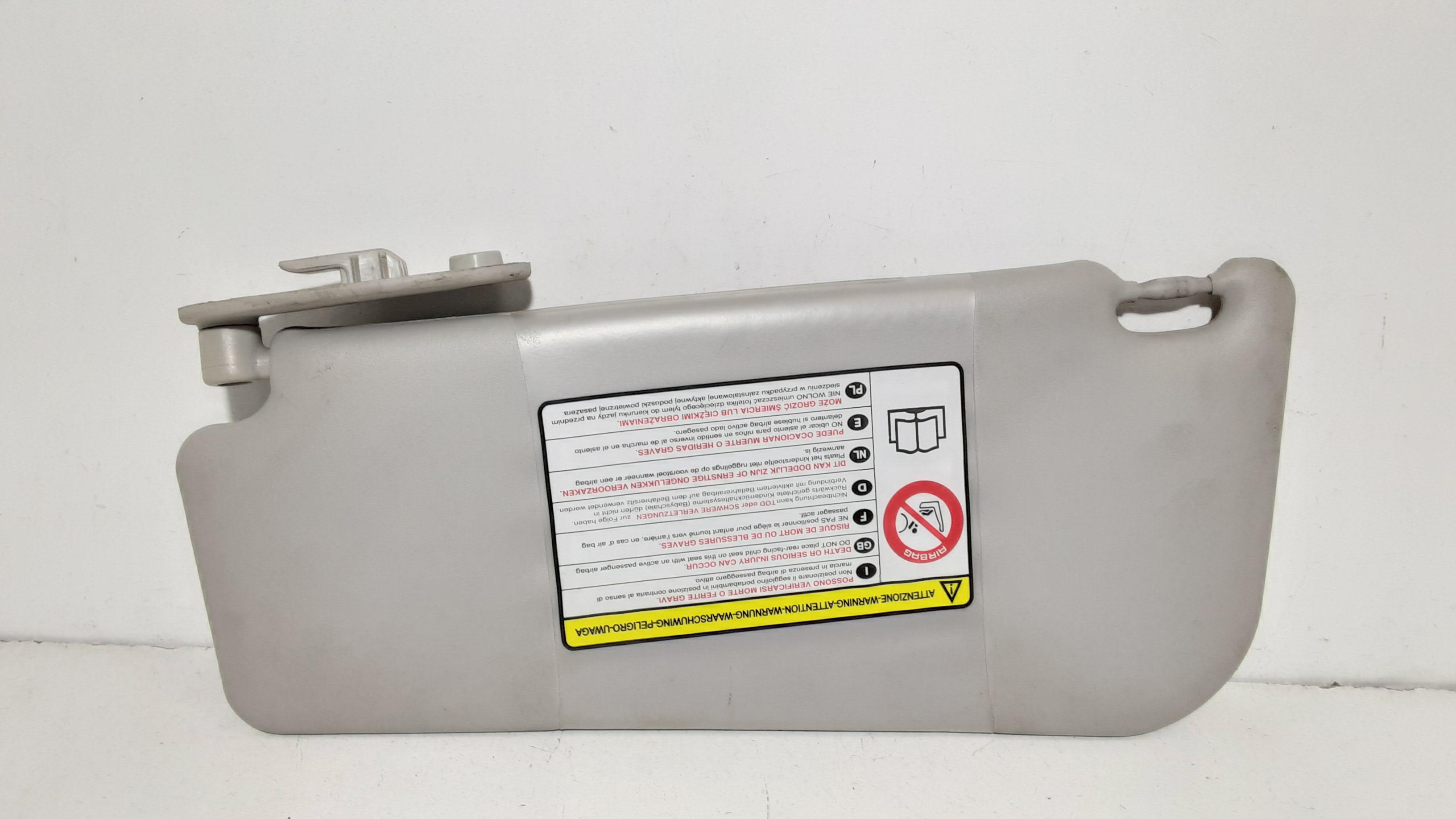 Aletta Parasole Parabrezza Destro 735338206 Usato