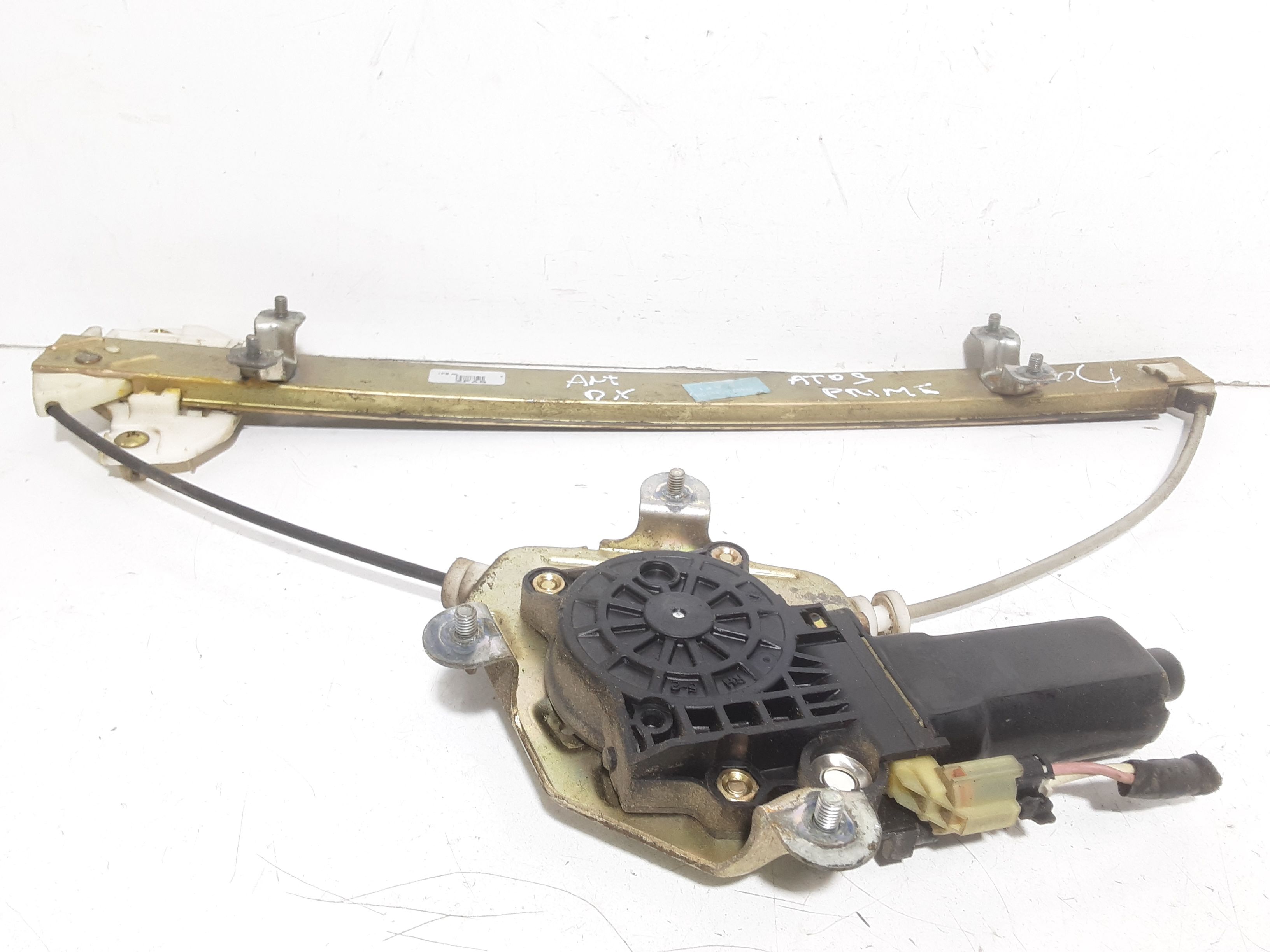 Alzacristallo Porta Ant. Destro 8240206000 Usato