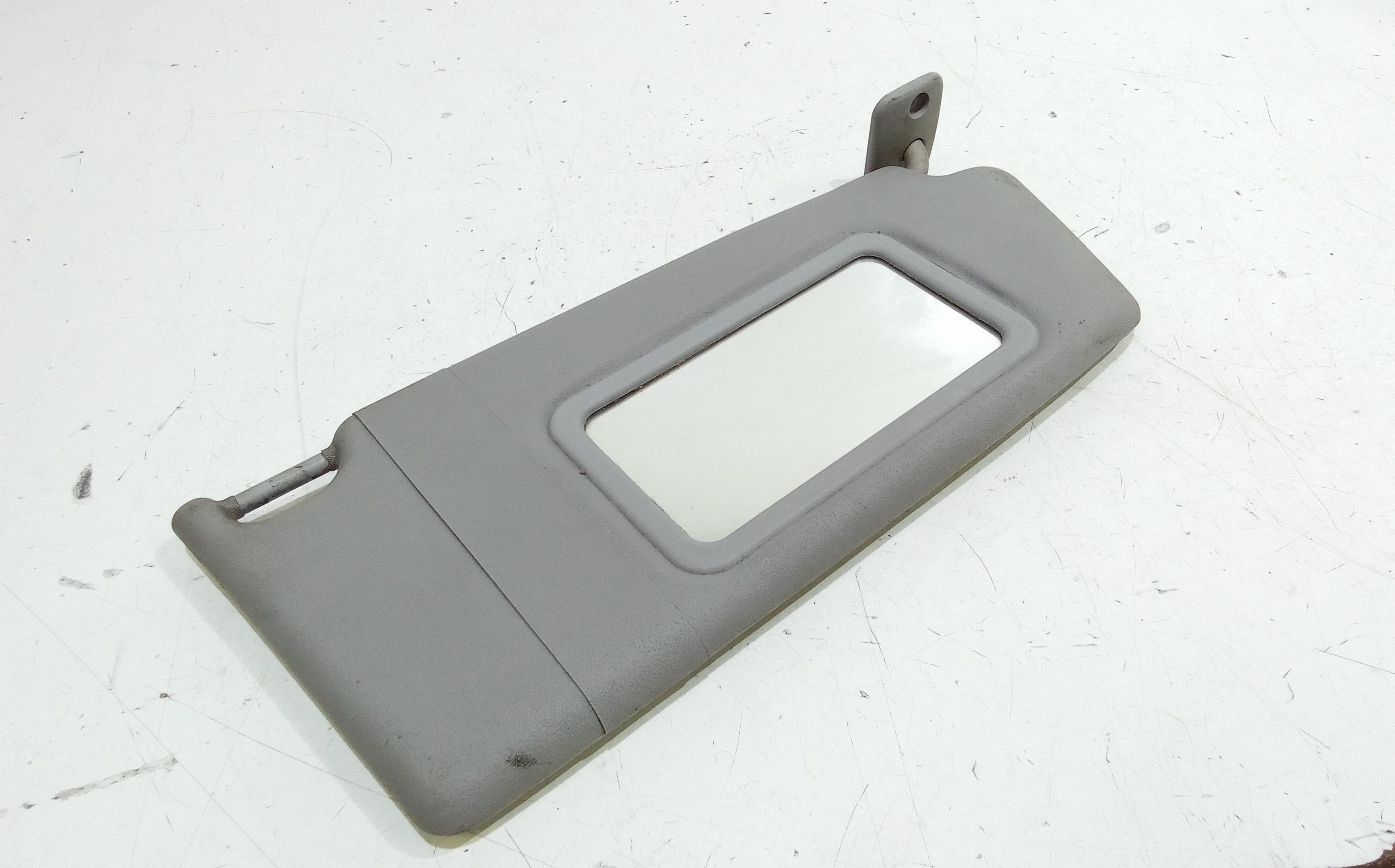 Aletta Parasole Parabrezza Destro 13113045 Usato