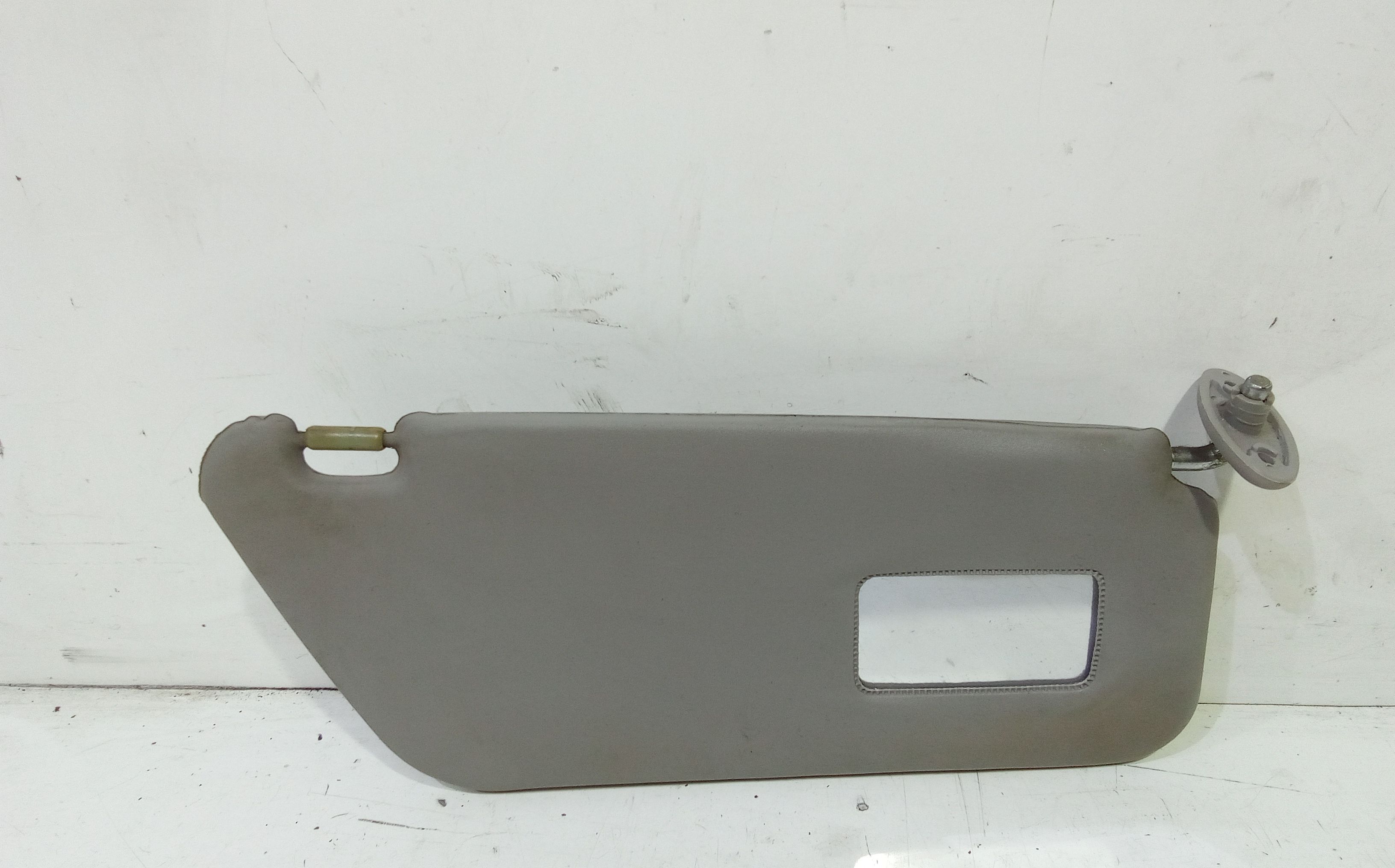 Aletta Parasole Parabrezza Destro 96280100 Usato