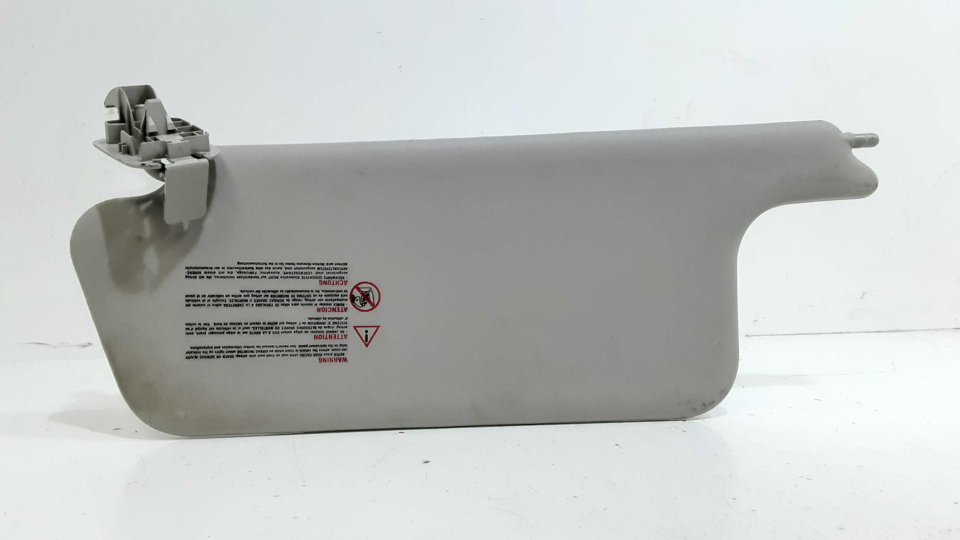 Aletta Parasole Parabrezza Destro 8200246822 Usato