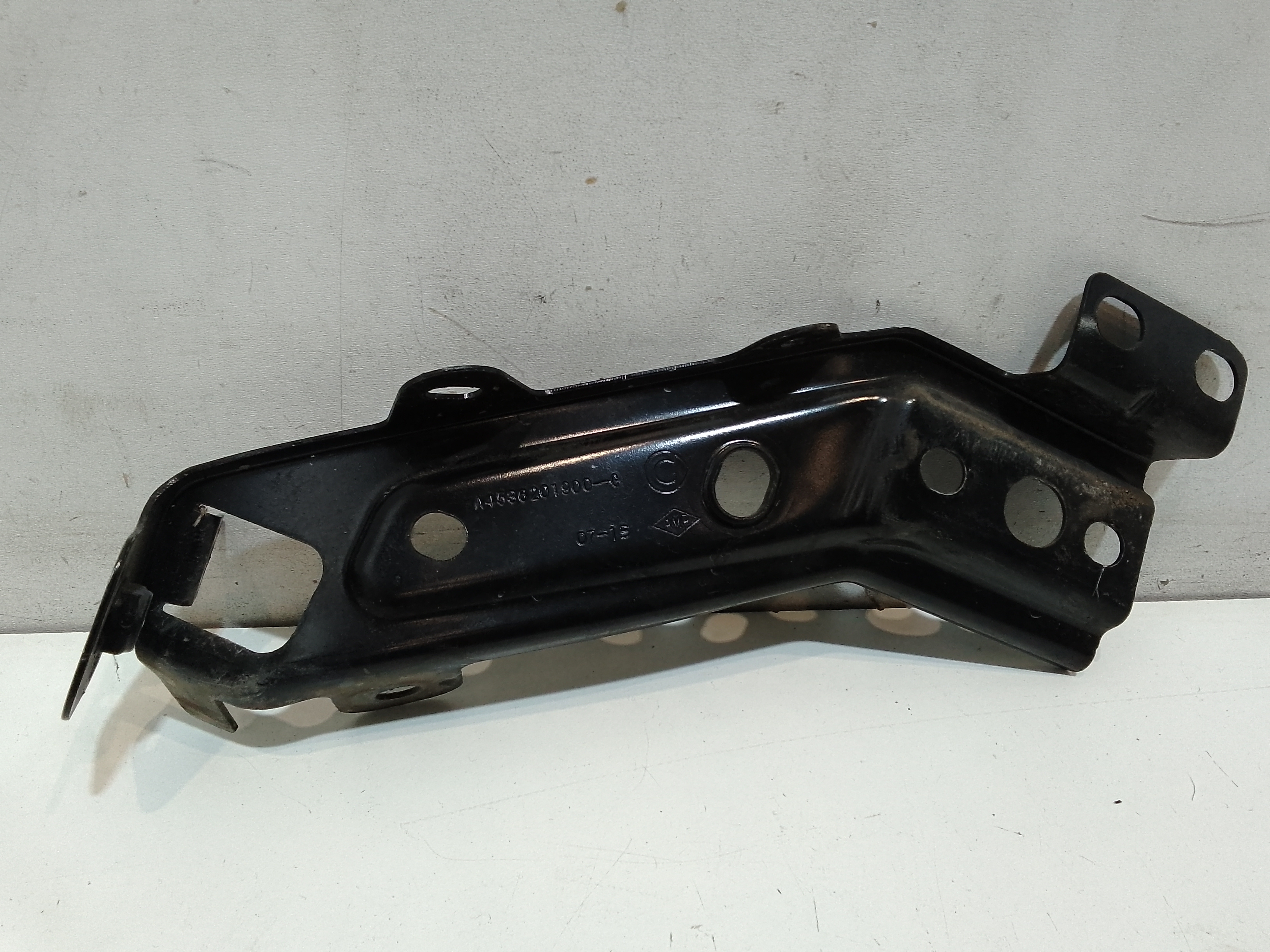 Supporto Ant. Parafango Ant. Usato