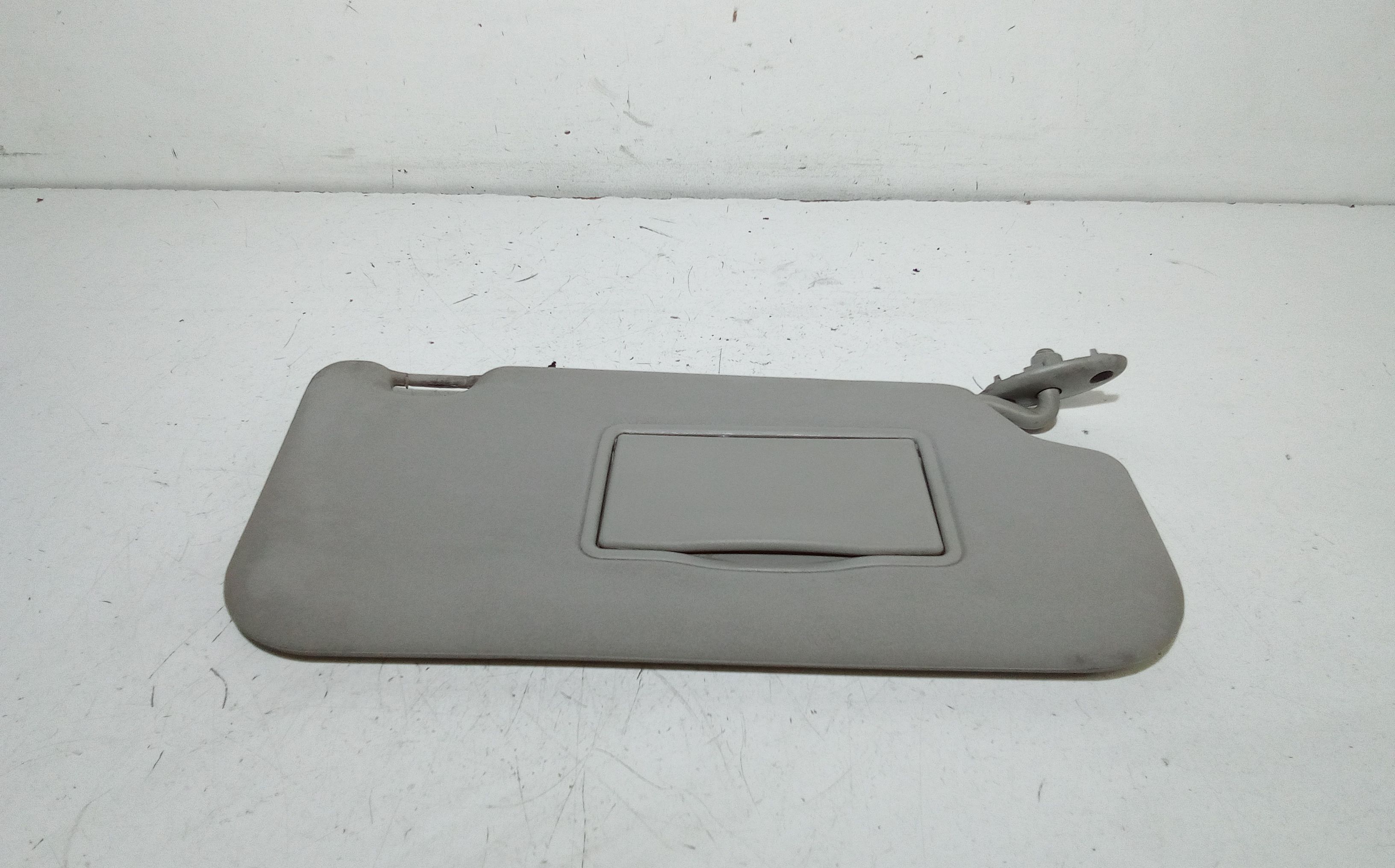 Aletta Parasole Parabrezza Destro 1222069 Usato