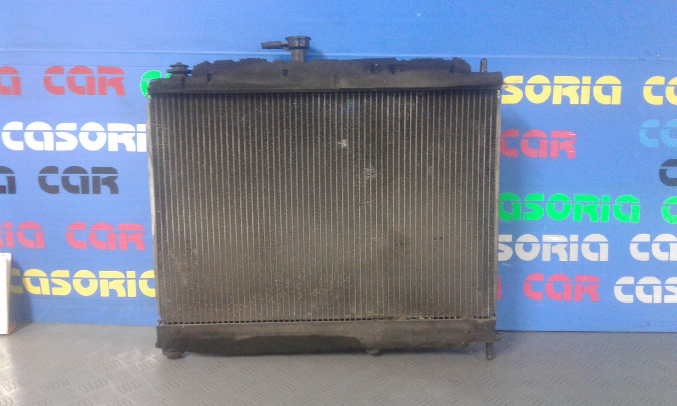 Radiatore 253101G100 Usato