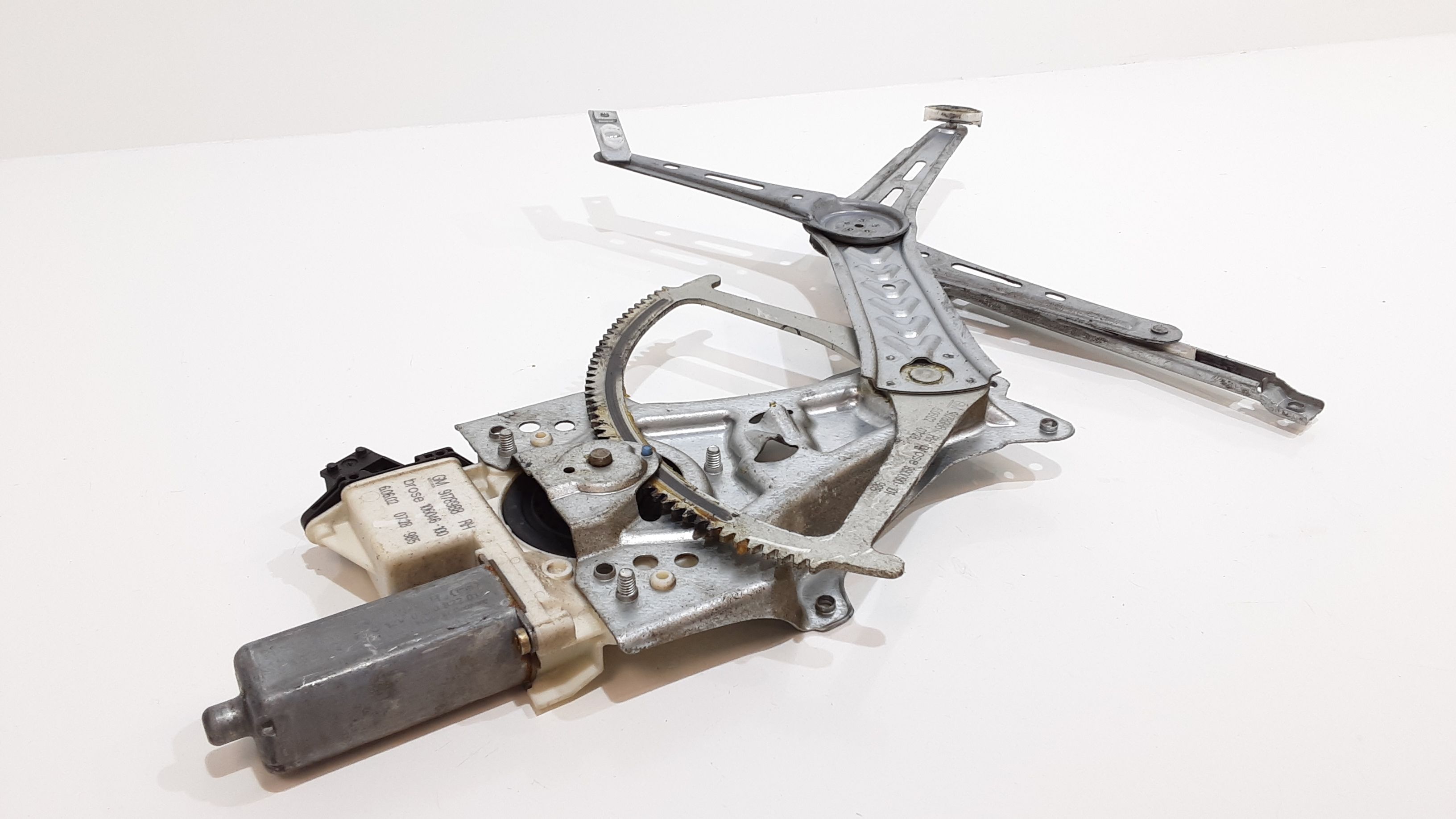 Alzacristallo Porta Ant. Destro Usato