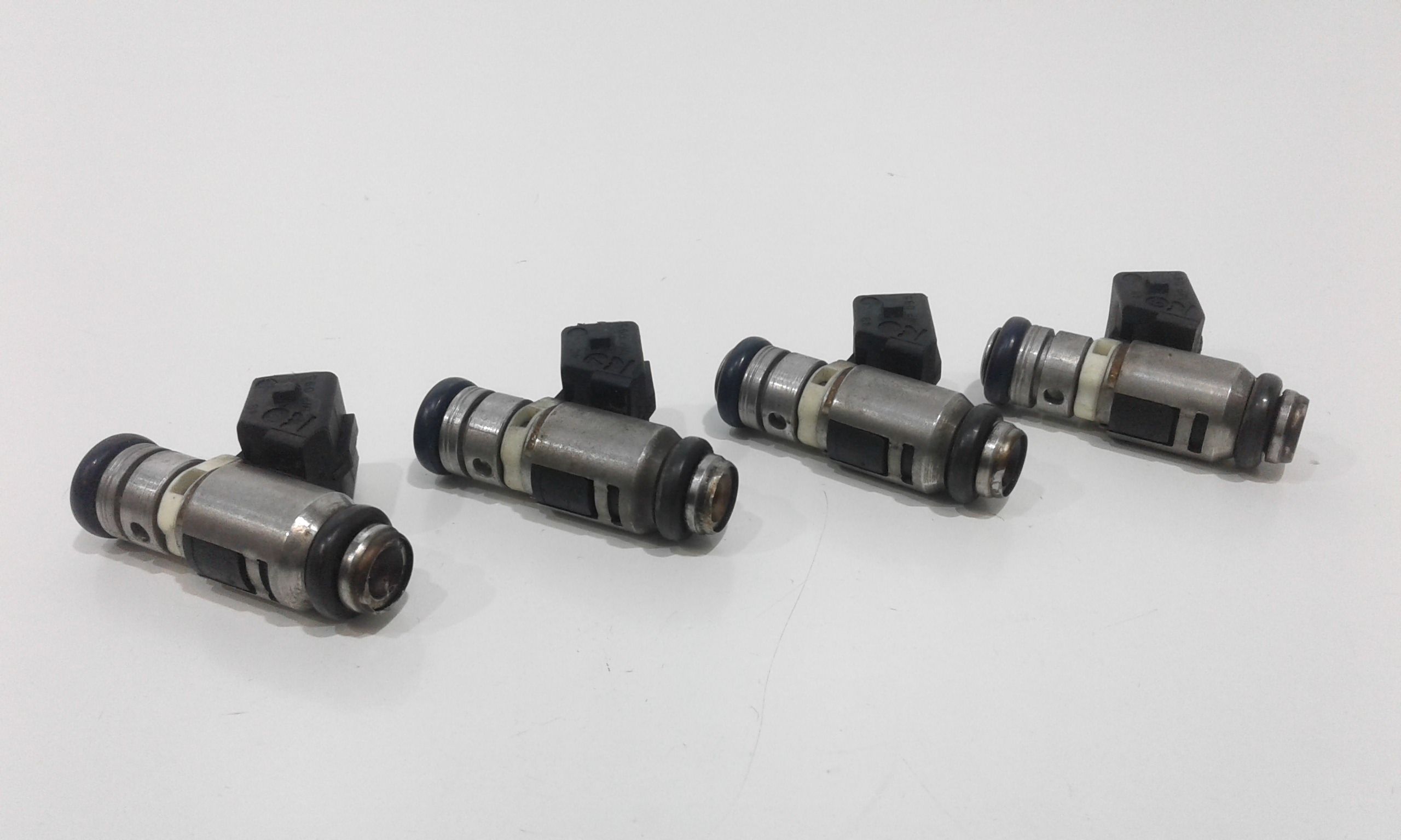 Iniettore 55223281 Usato