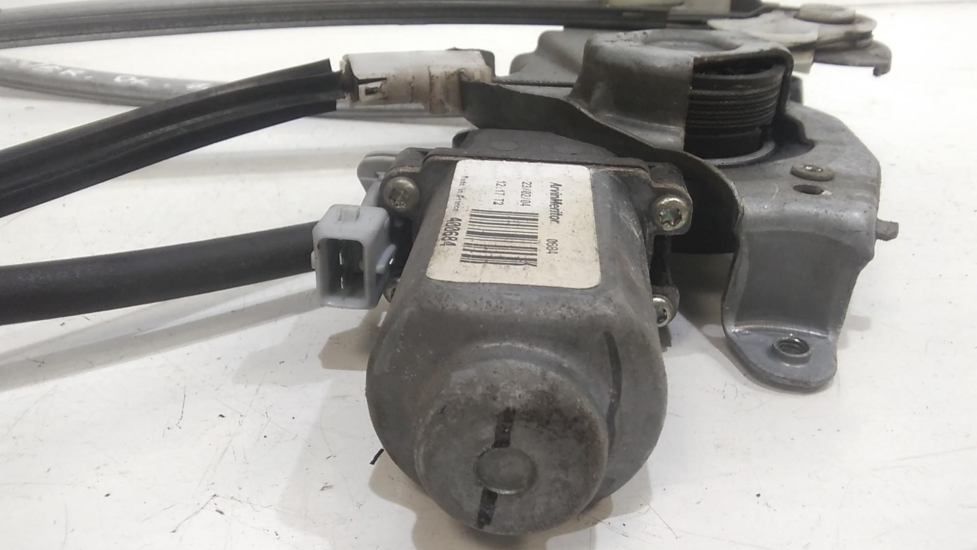 Alzacristallo Porta Ant. Destro Usato