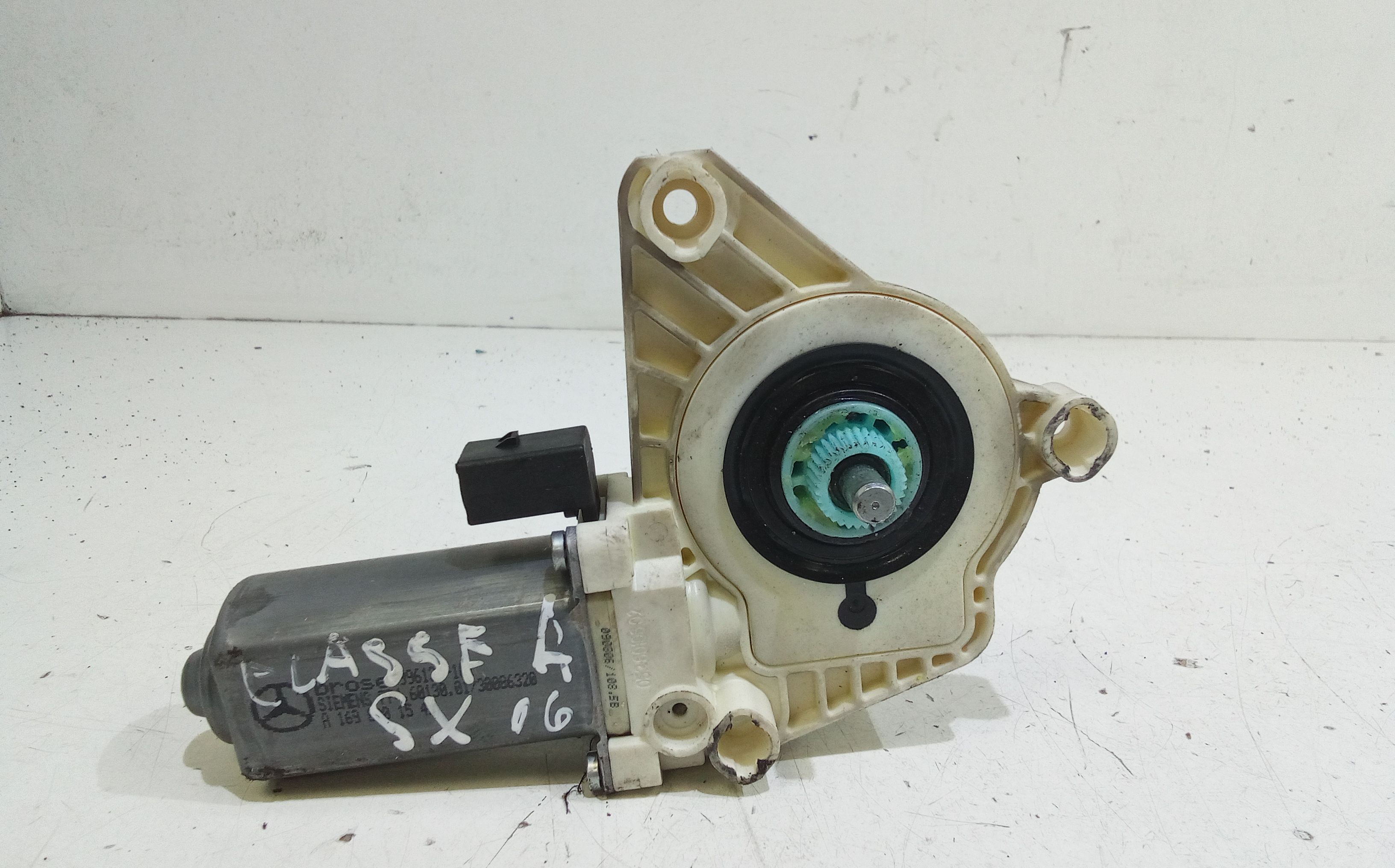 Motorino Alzacristallo Porta Ant. Sinistro A1698204142 Usato