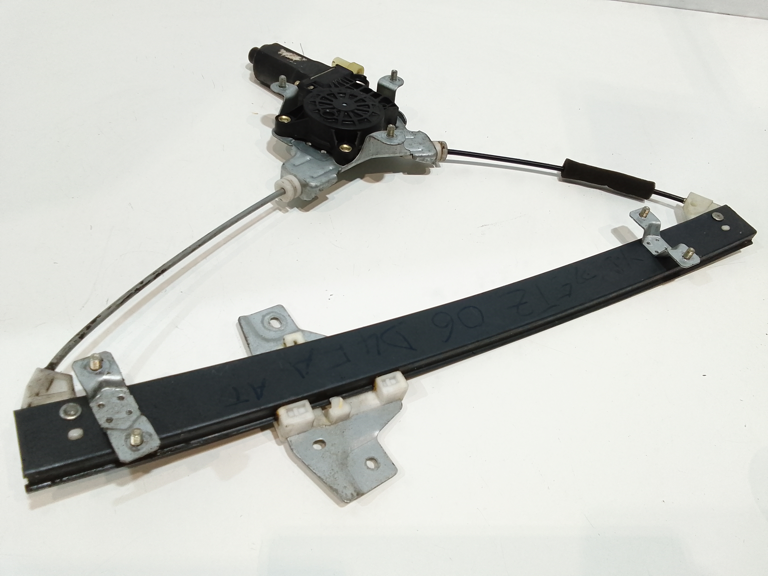 Alzacristallo Porta Ant. Destro 824021C000 Usato