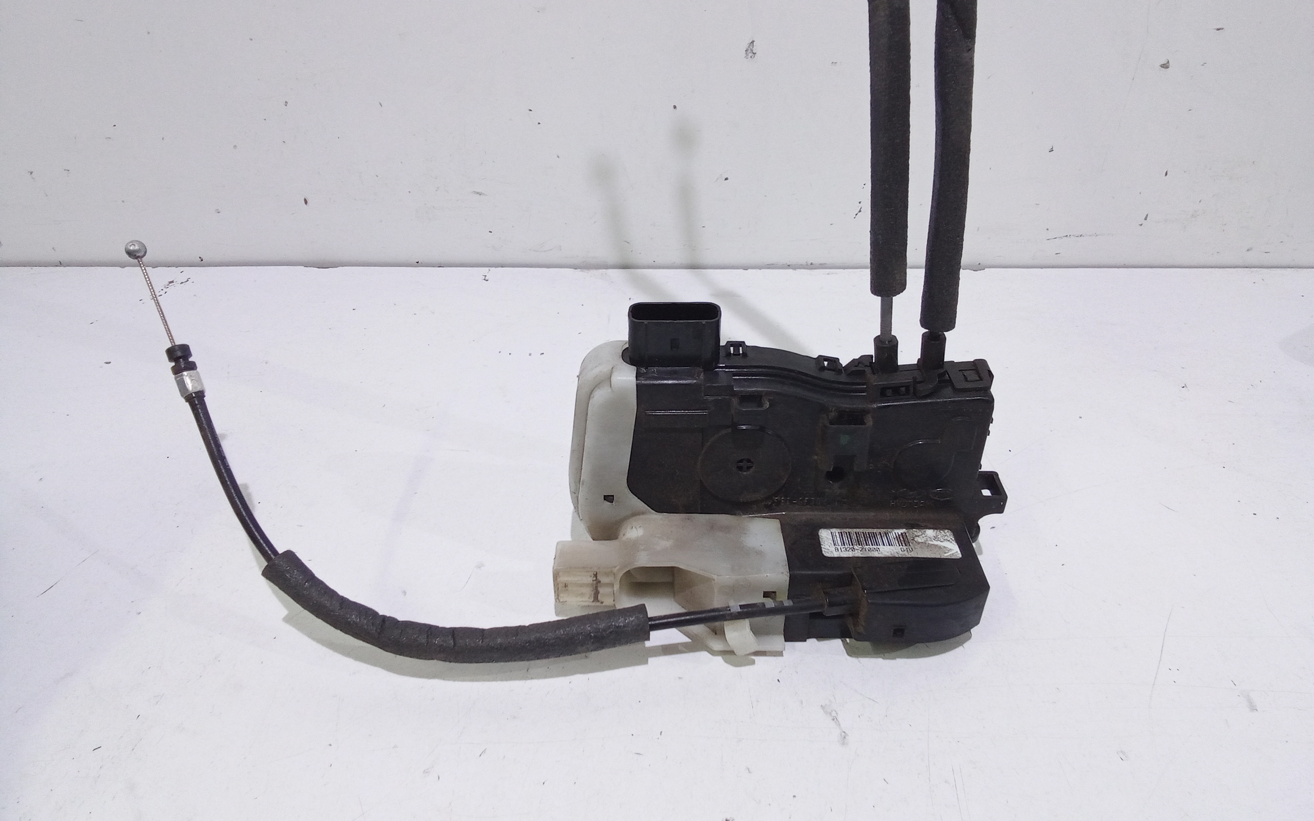 Serratura Porta Ant. Destro 813202Y000 Usato