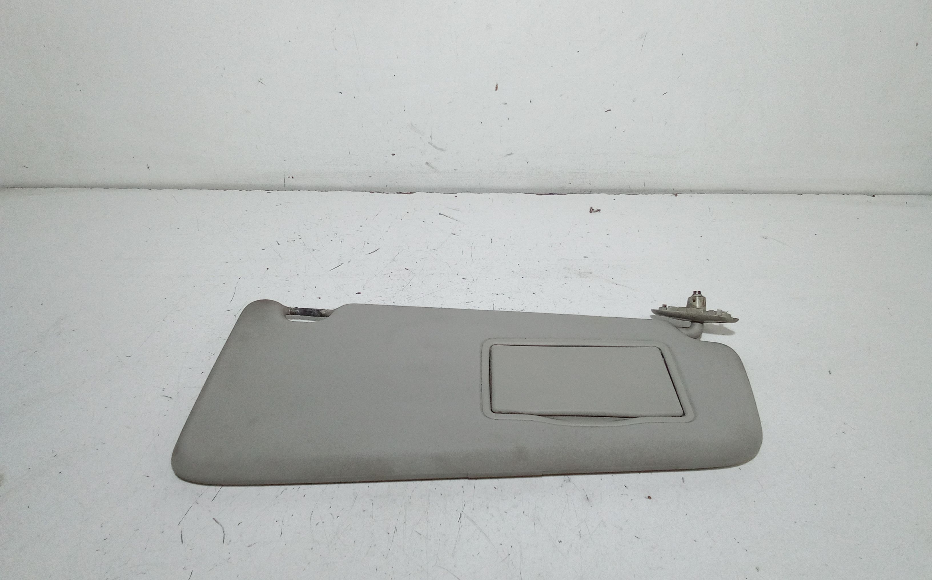 Aletta Parasole Parabrezza Destro 1880327 Usato