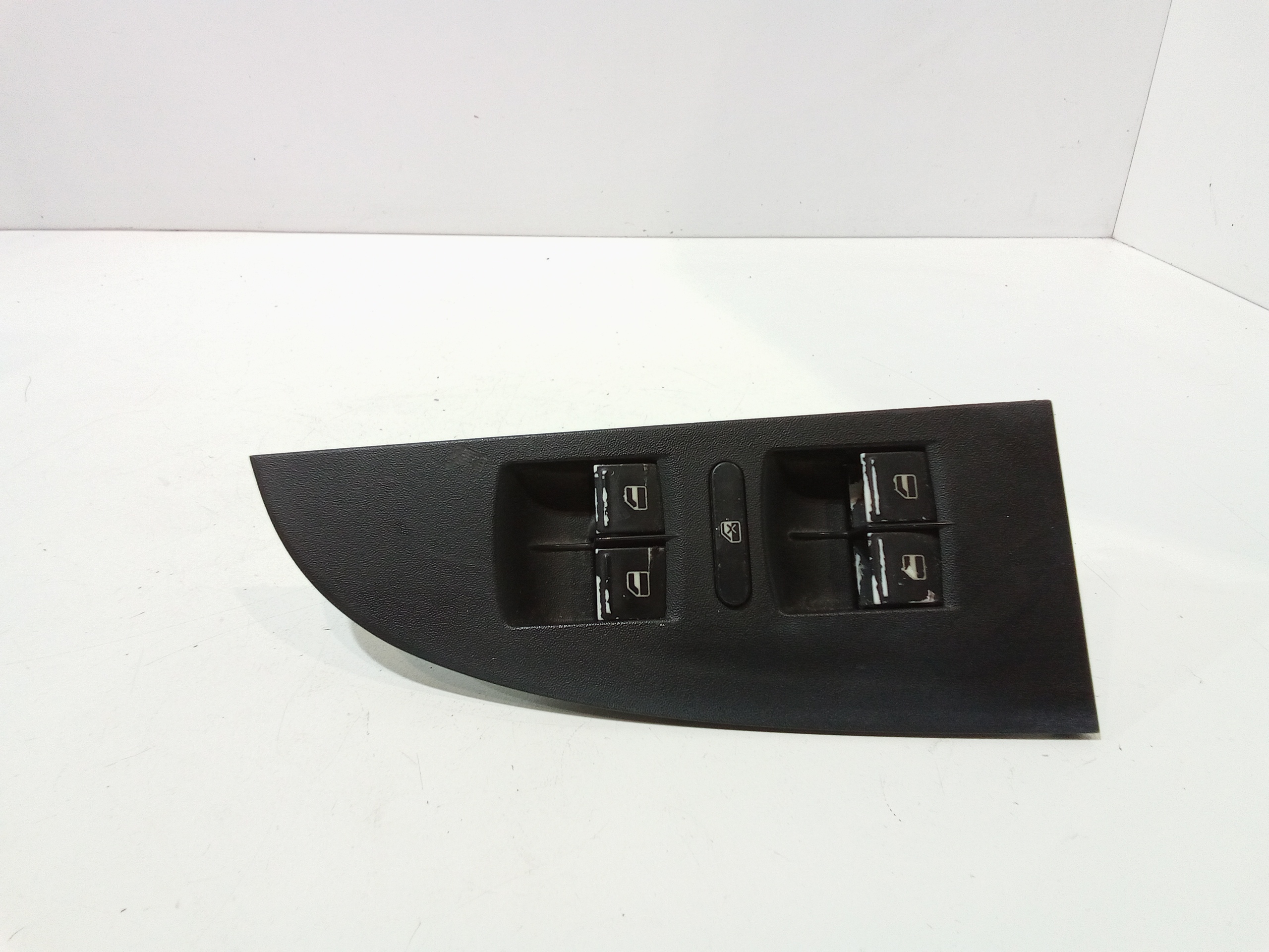 Interruttore Alzacristalli Porta Ant. Sinistro Usato