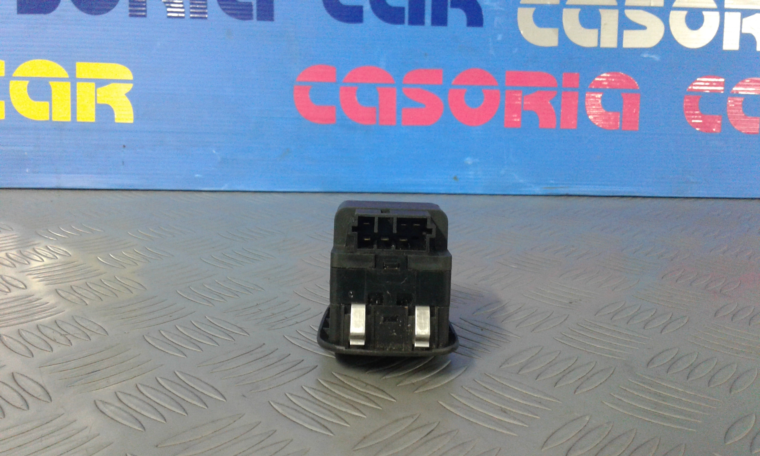 Interruttore Alzacristalli Porta Ant. Sinistro Usato