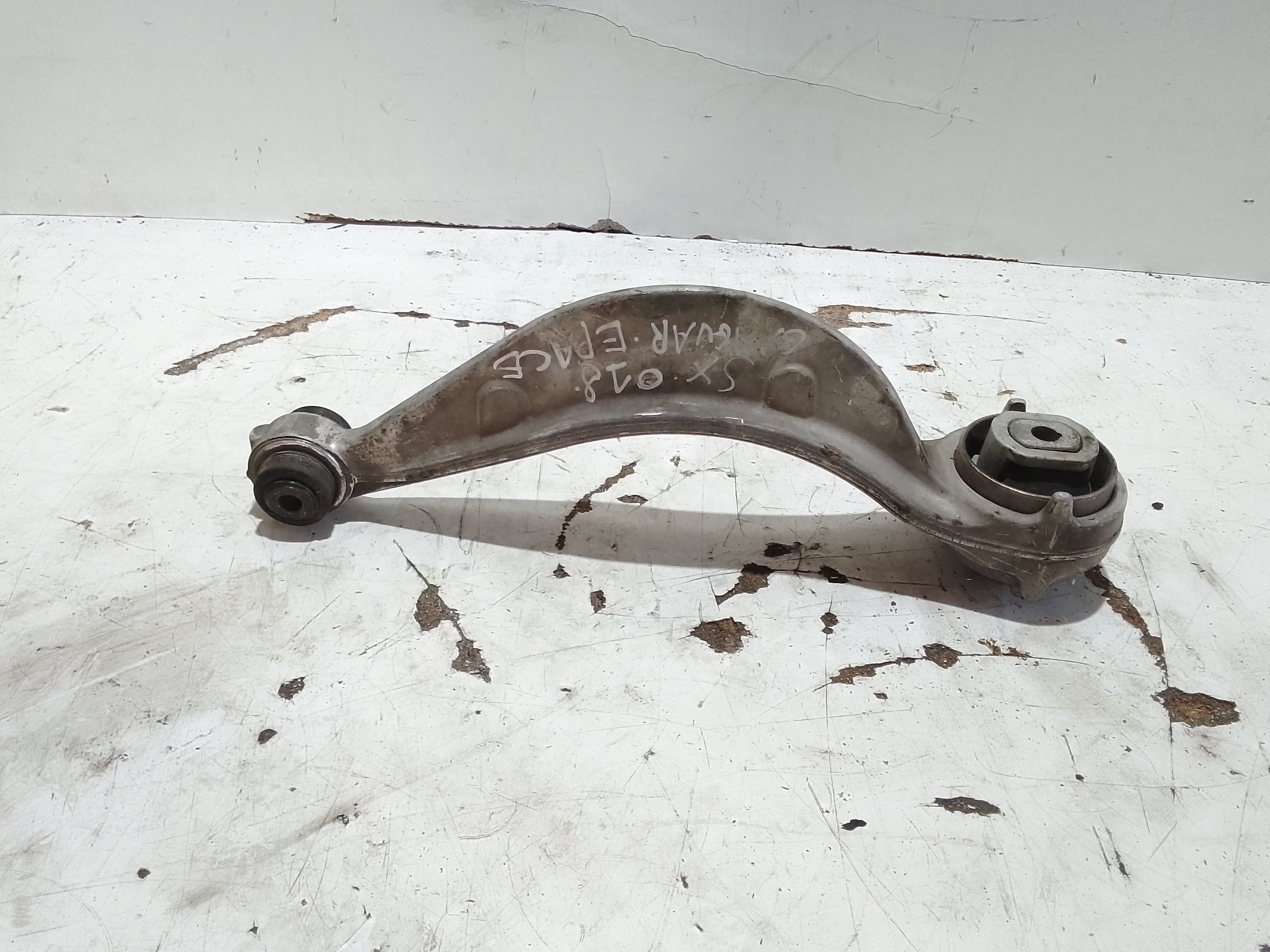 Braccio Oscillante Sosp. Ant. Destro Usato