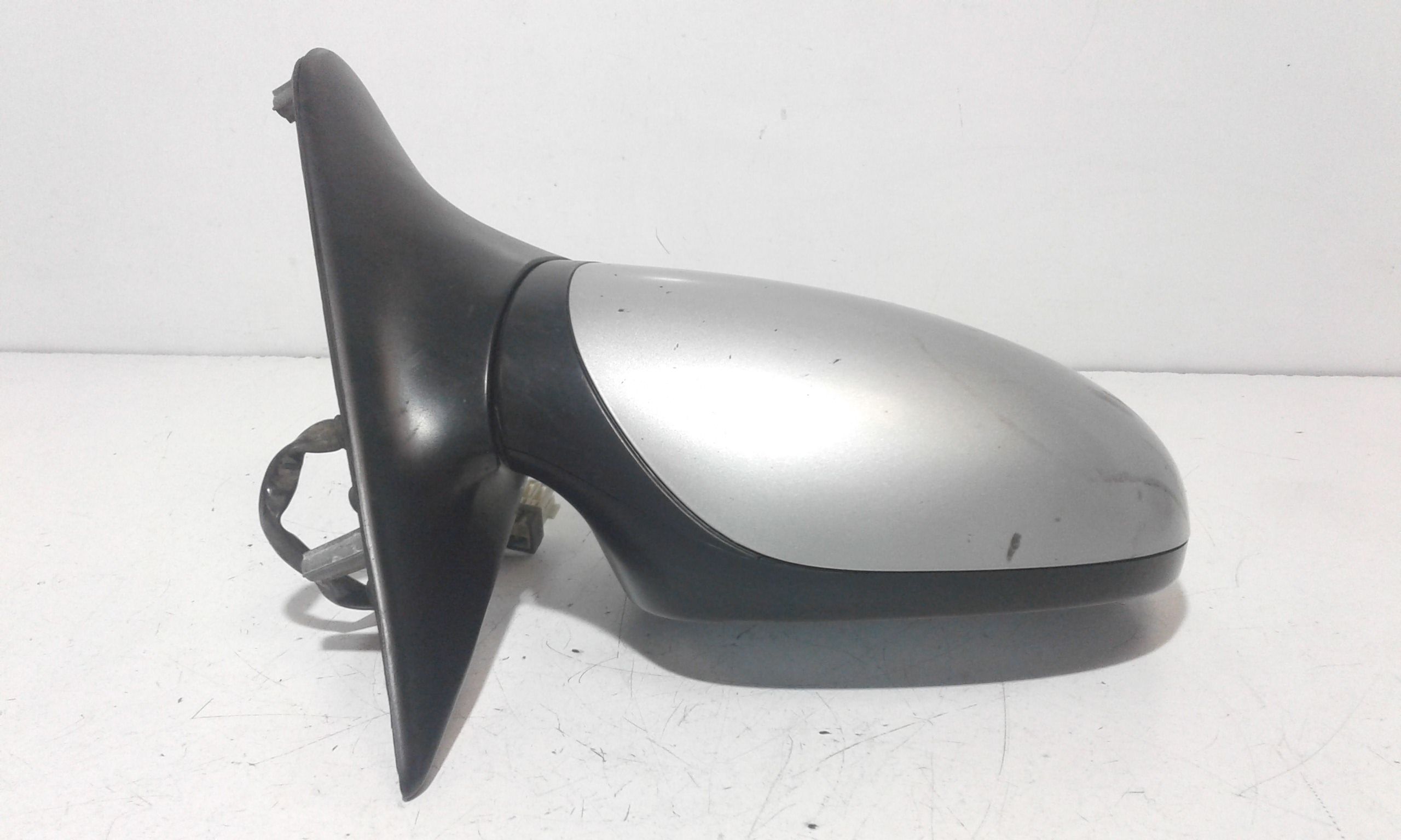 Retrovisore Est. Destro 8149V1 Usato