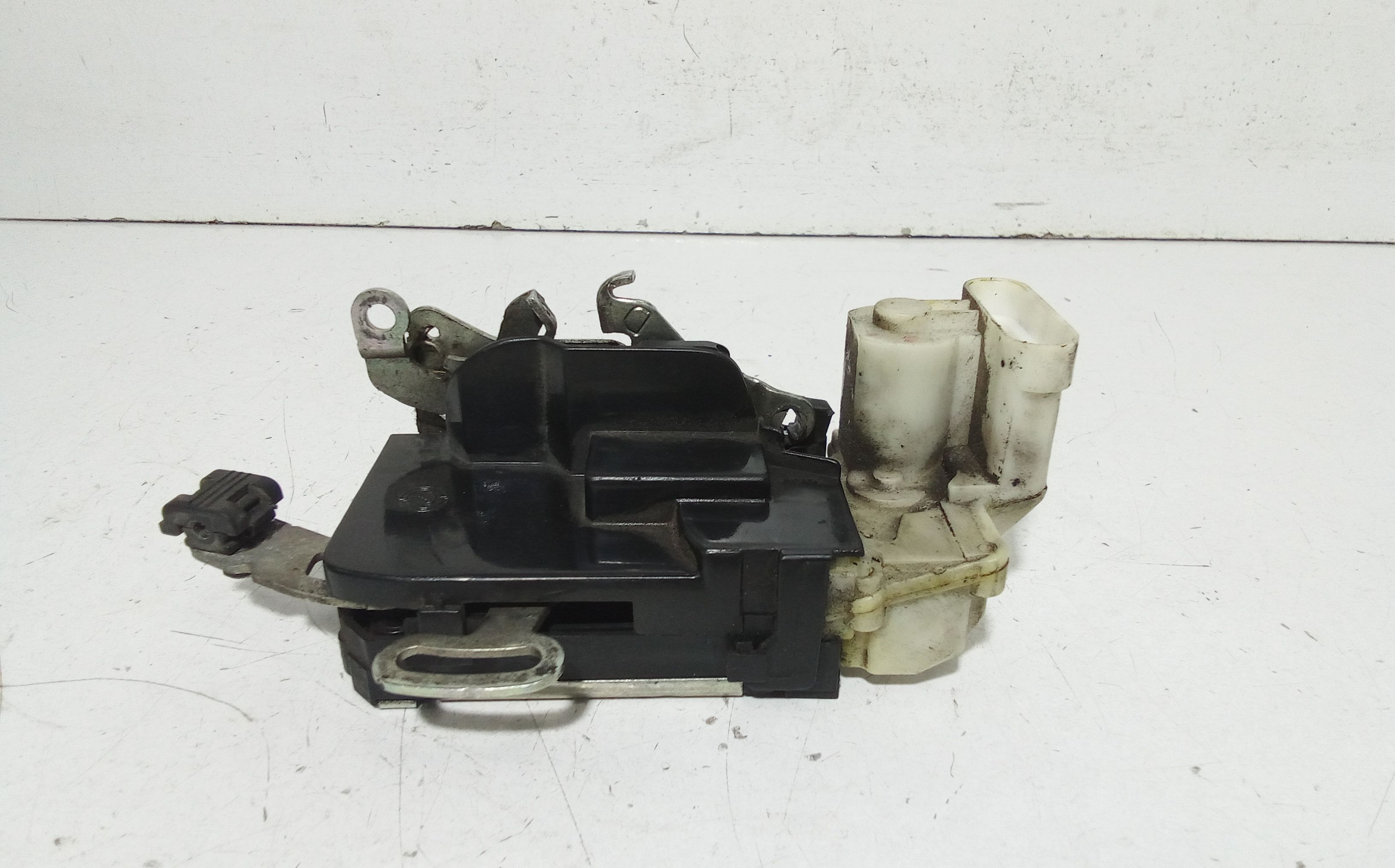 Serratura Porta Ant. Destro Usato