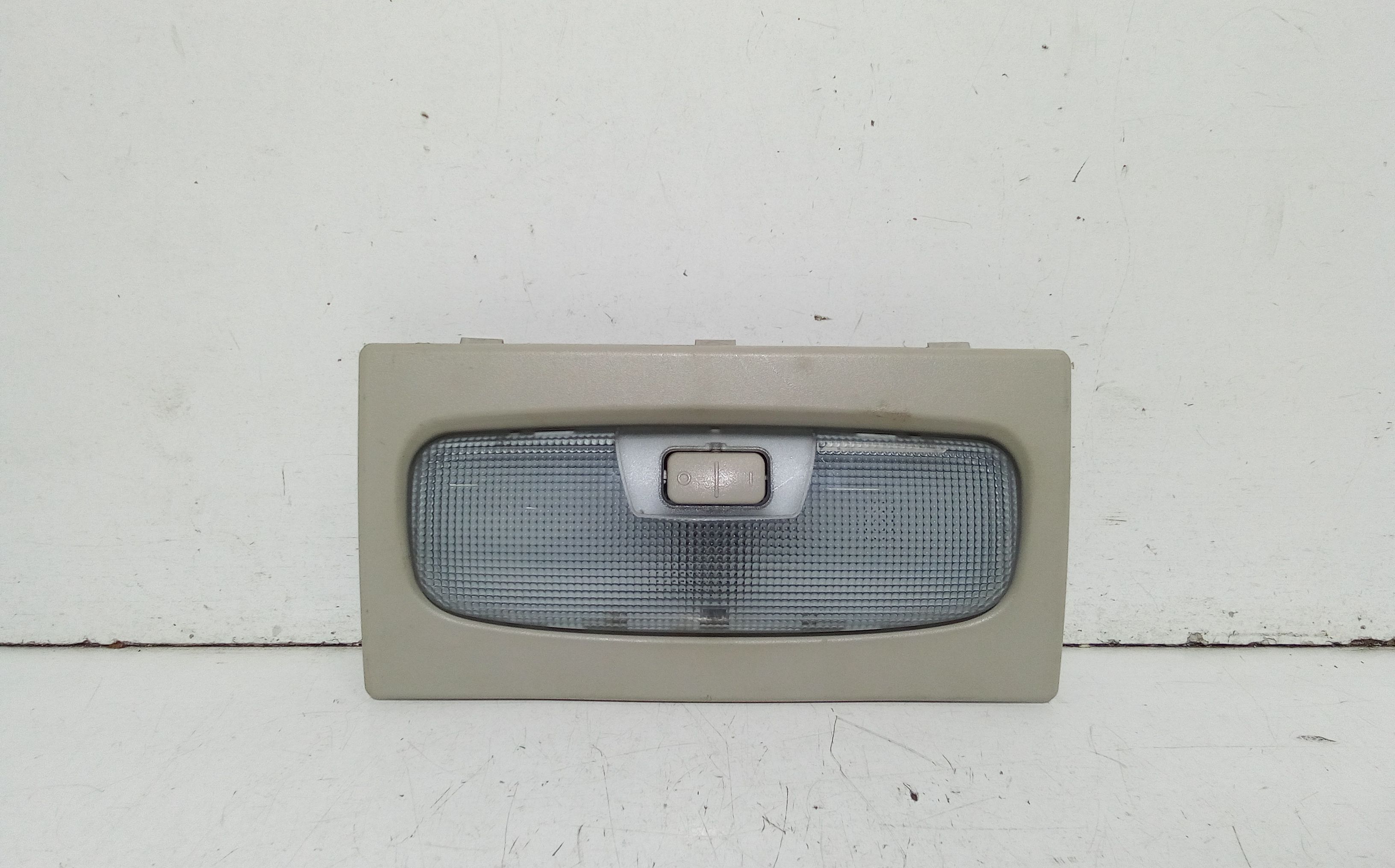 Luce Cortesia Ant. Tetto 1528640 Usato