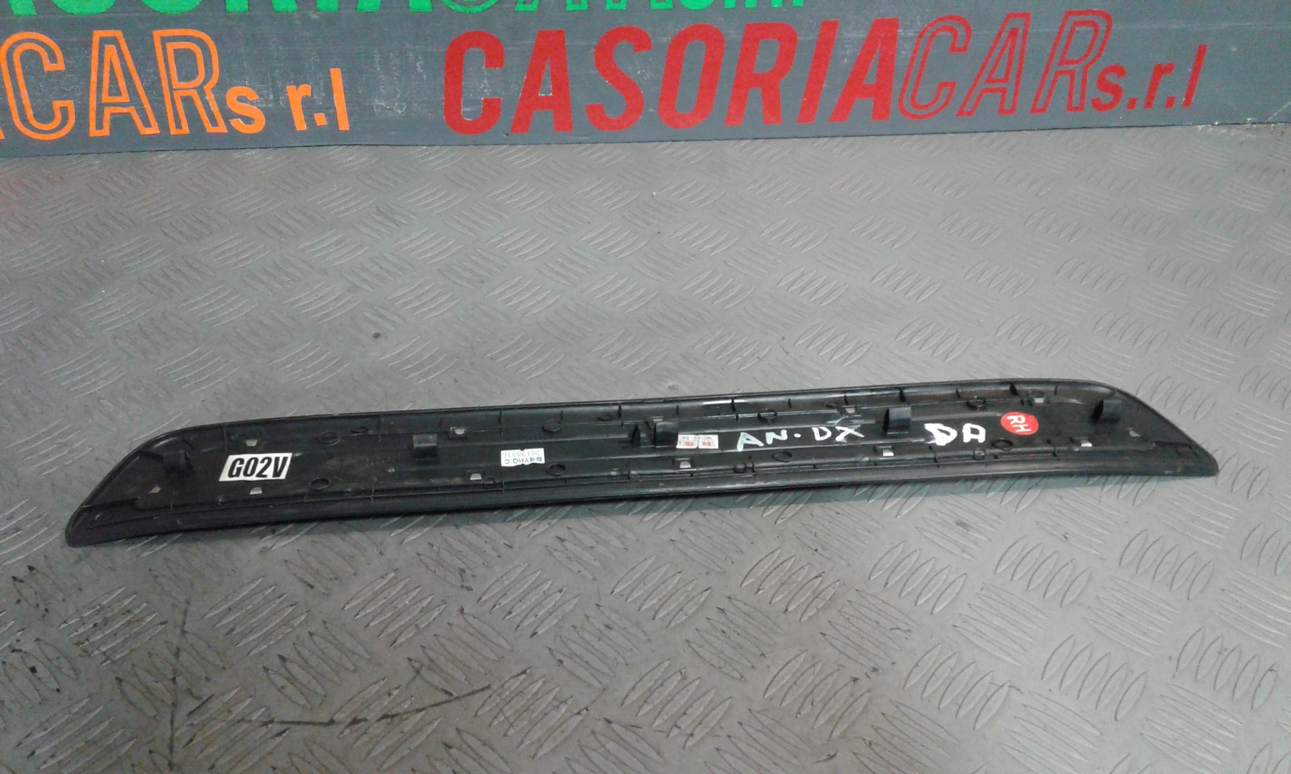 Rivestimento Int. Battitacco Ant. Dx Usato