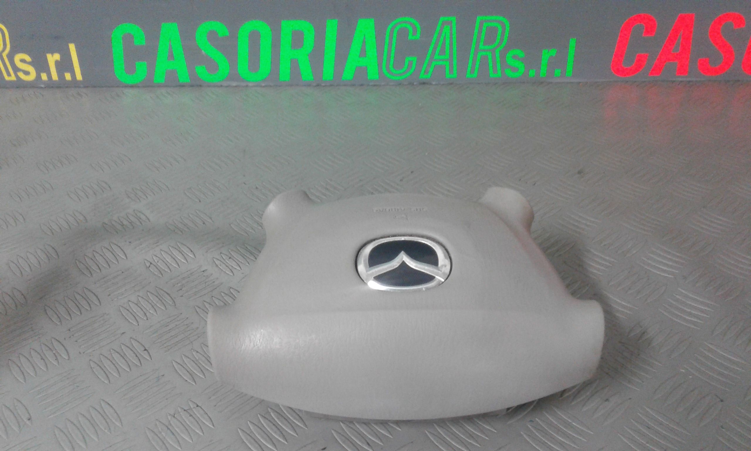 Dispositivo Airbag Lato Guida LC6357K00A00 Usato