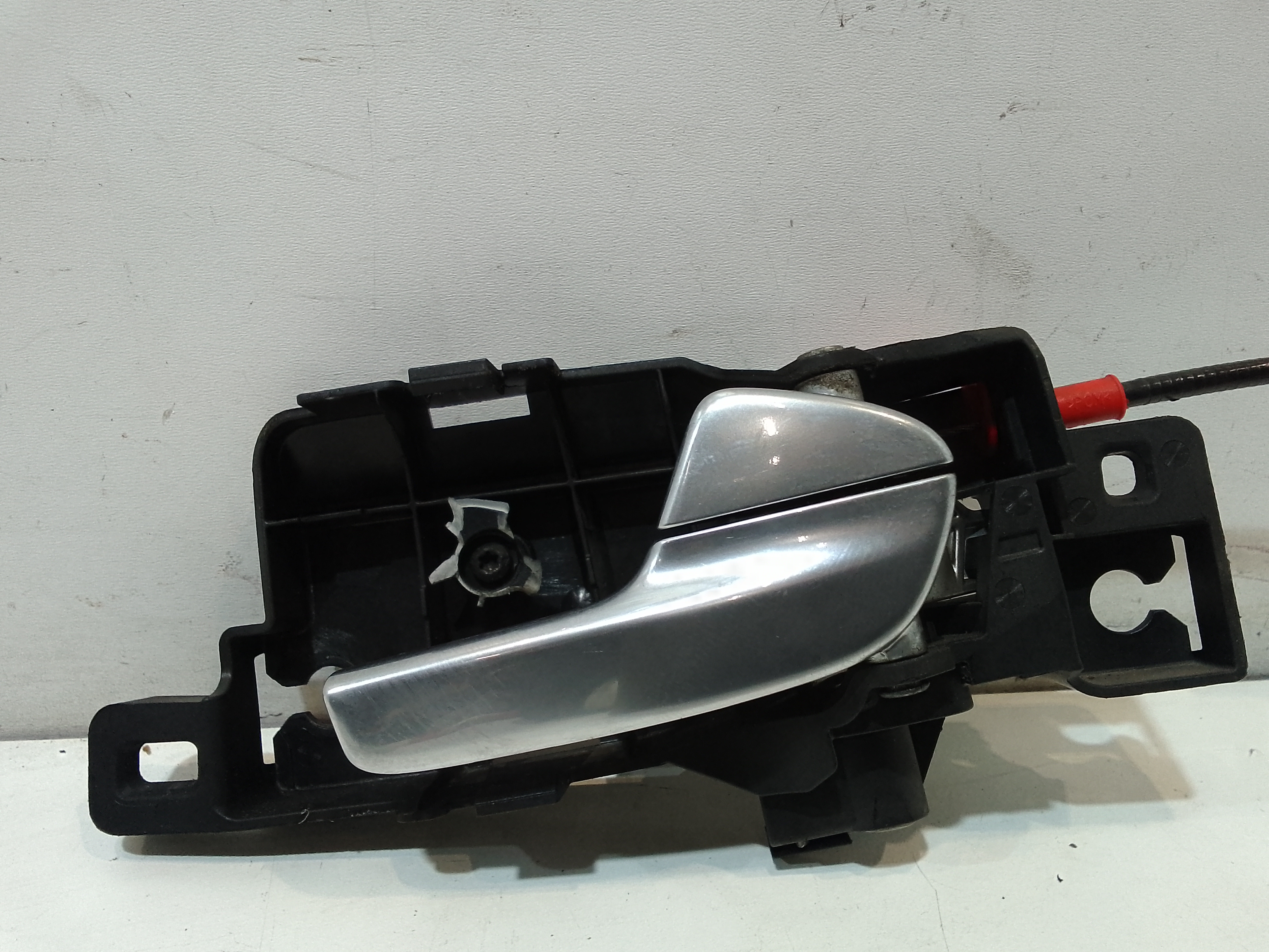 Maniglia Int. Apertura Porta Ant. Destro Usato