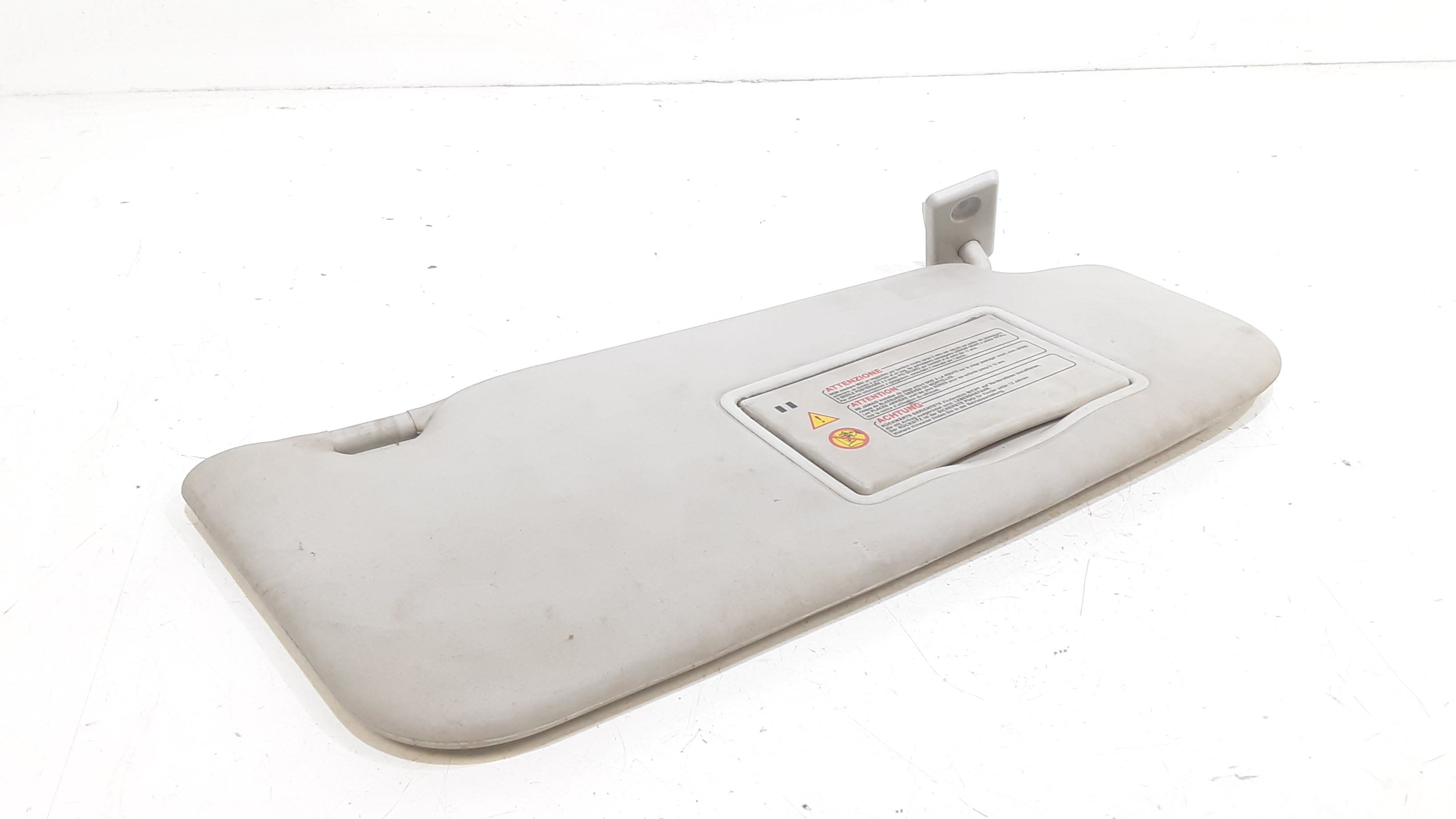 Aletta Parasole Parabrezza Destro 96400BR10A Usato