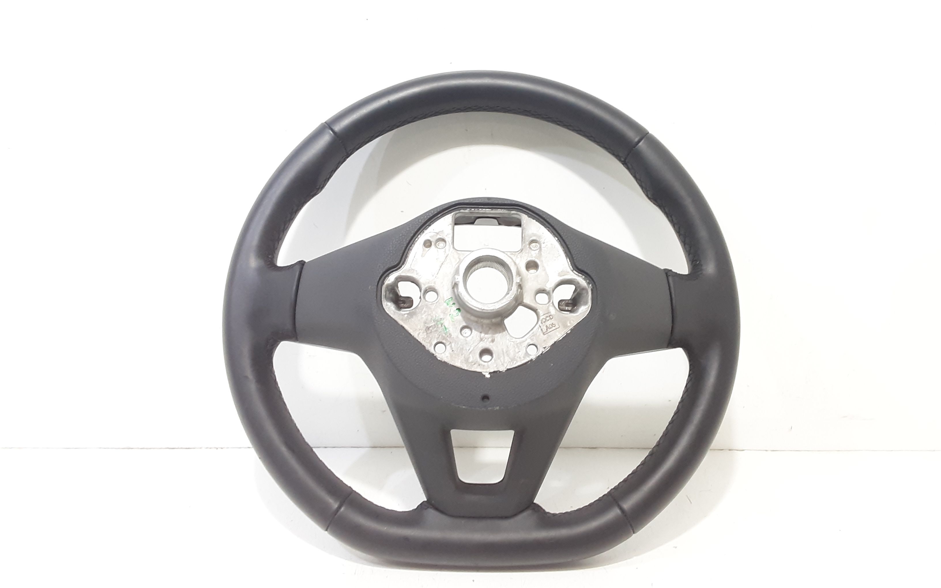 Volante 2H0419091L81U Usato