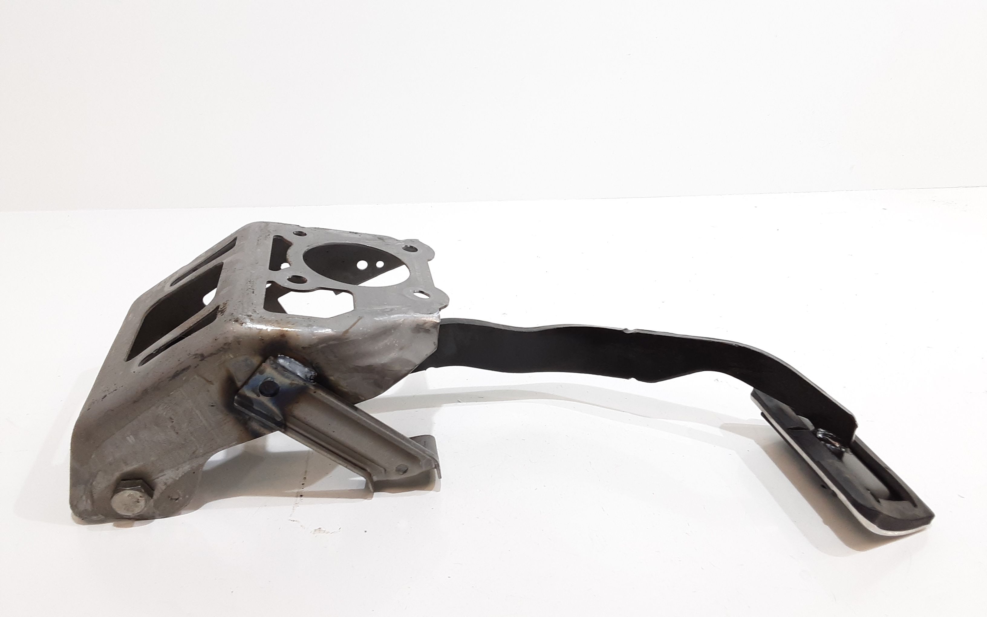 Pedale Freno 670031104 Usato