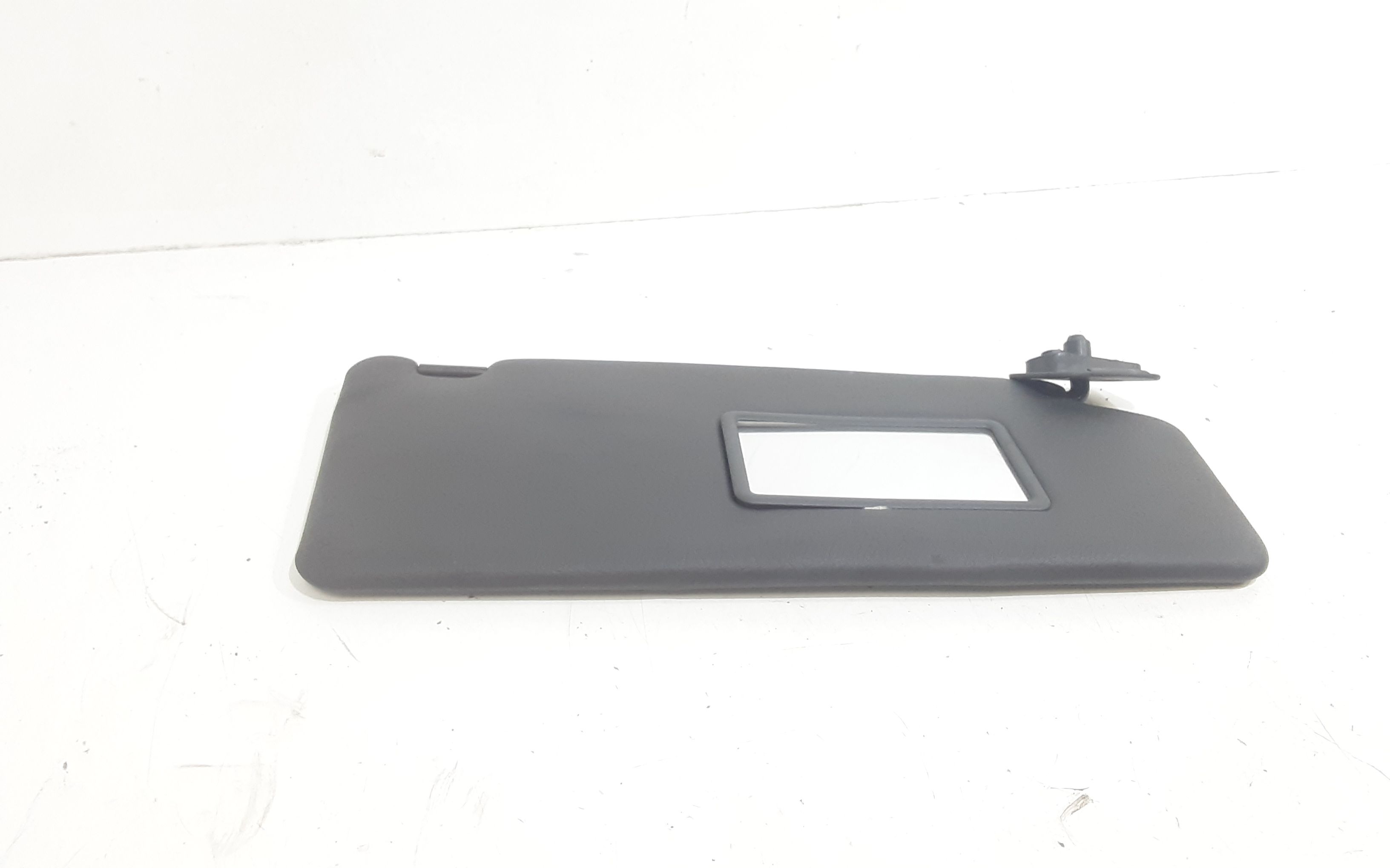 Aletta Parasole Parabrezza Destro 719701635 Usato