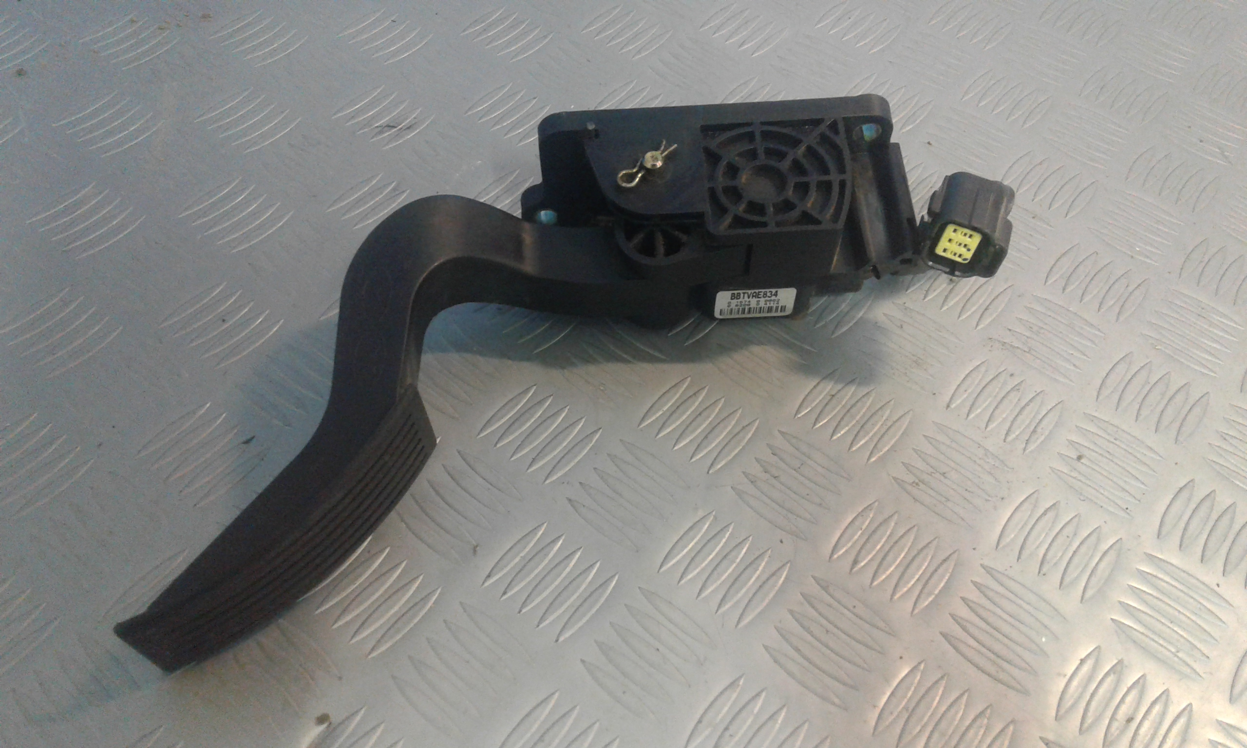 Pedale Acceleratore 327001G000 Usato