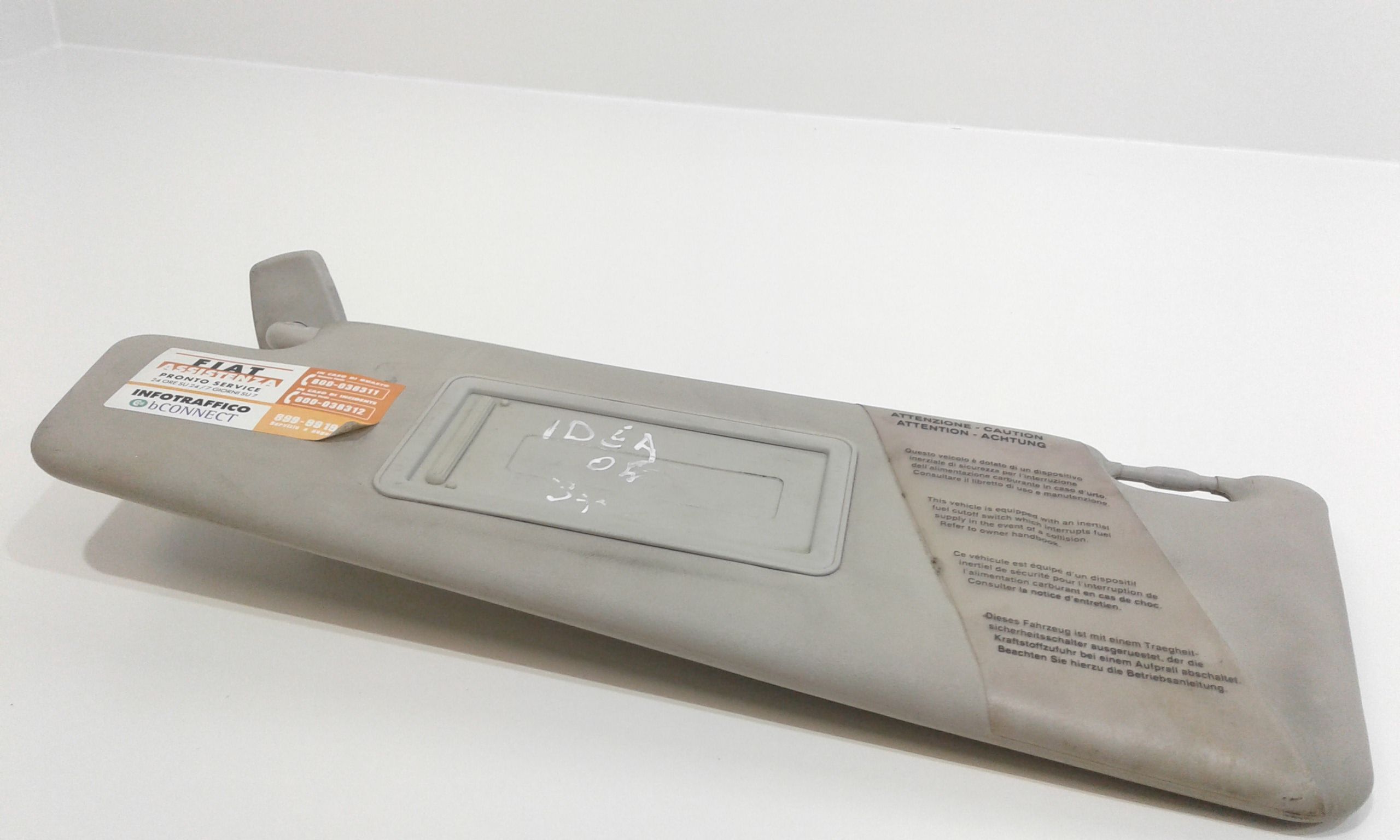 Aletta Parasole Parabrezza Sinistro 735361679 Usato