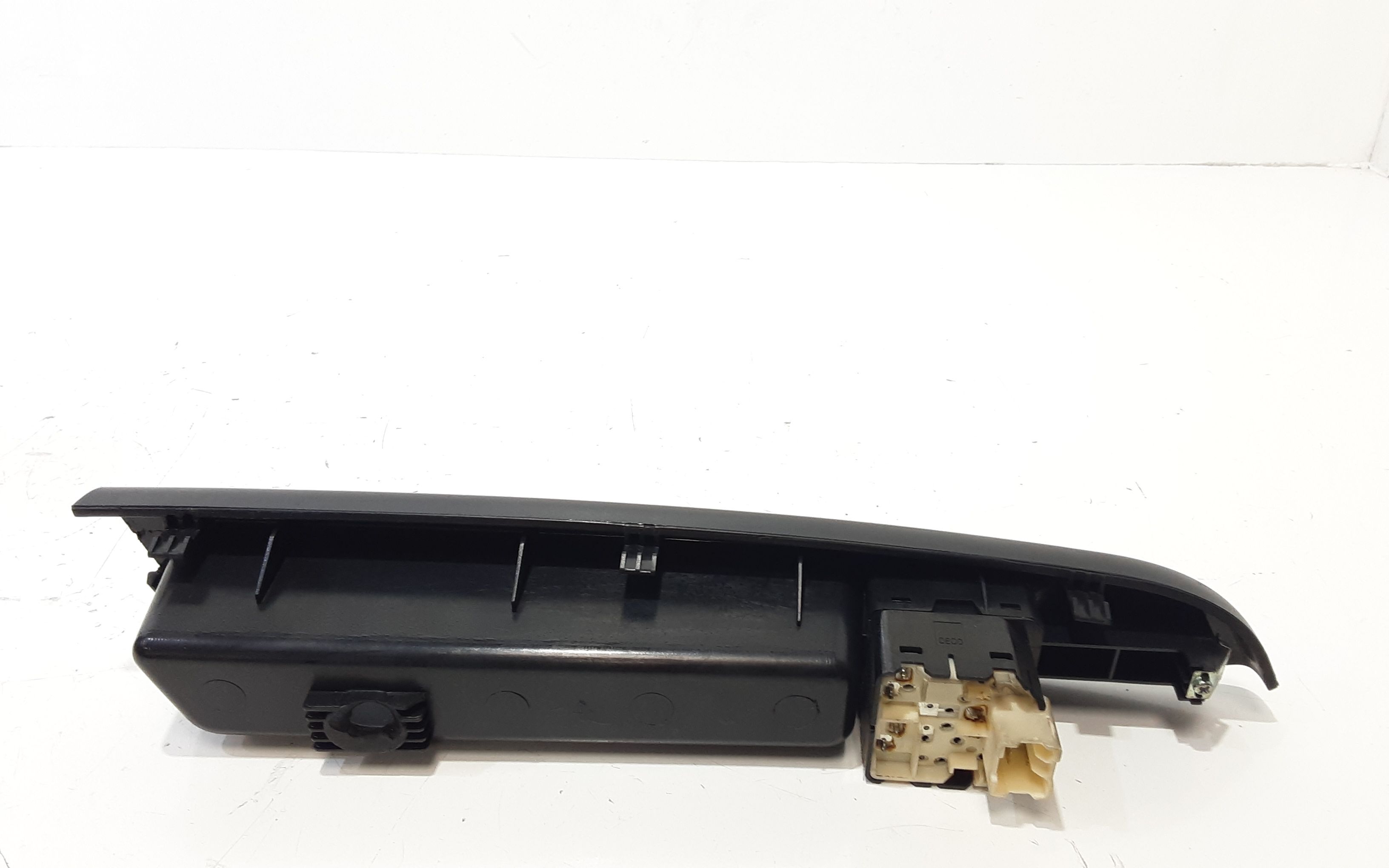 Interruttore Alzacristalli Porta Ant. Sinistro 96602501 Usato