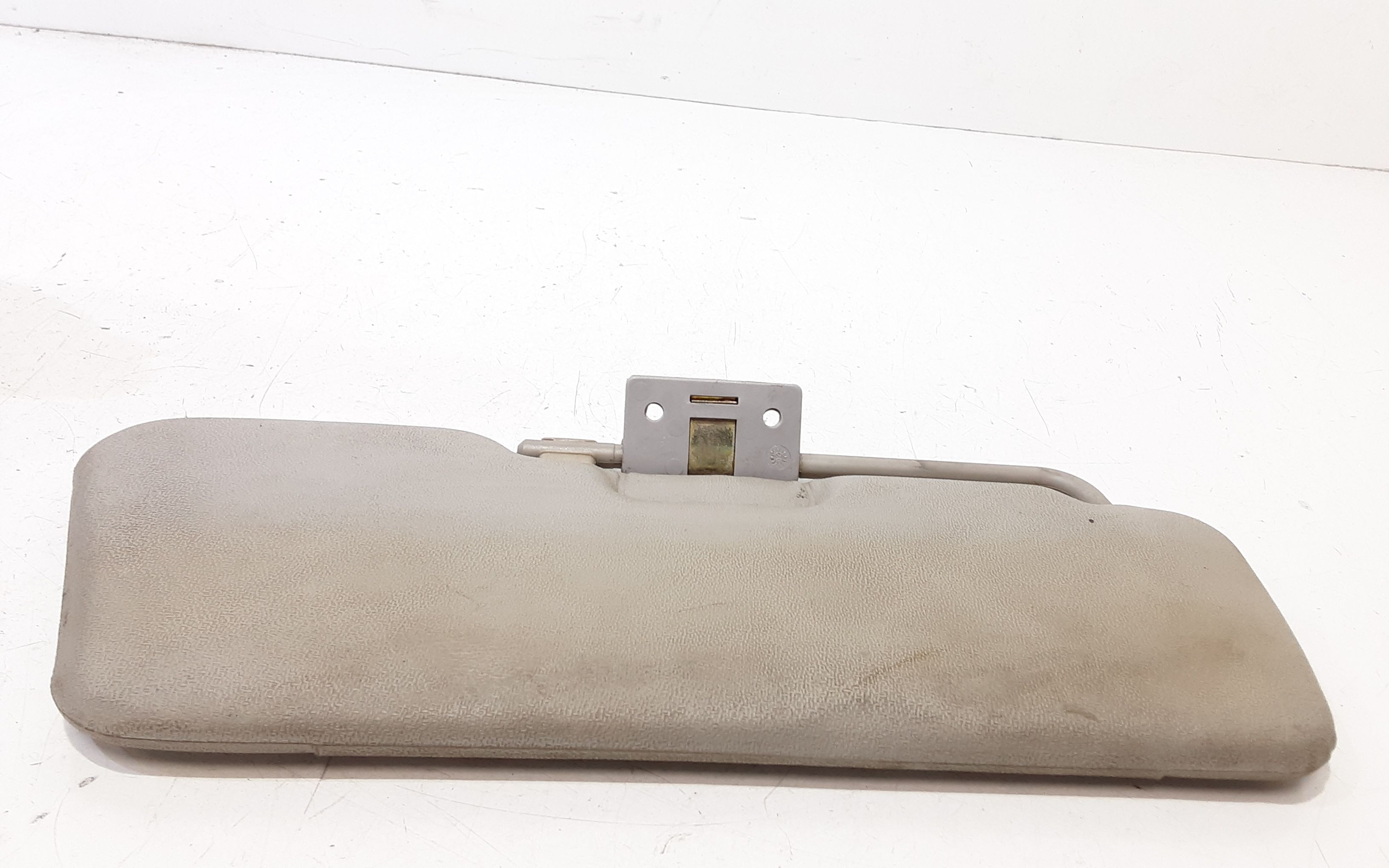 Aletta Parasole Parabrezza Sinistro 735244330 Usato