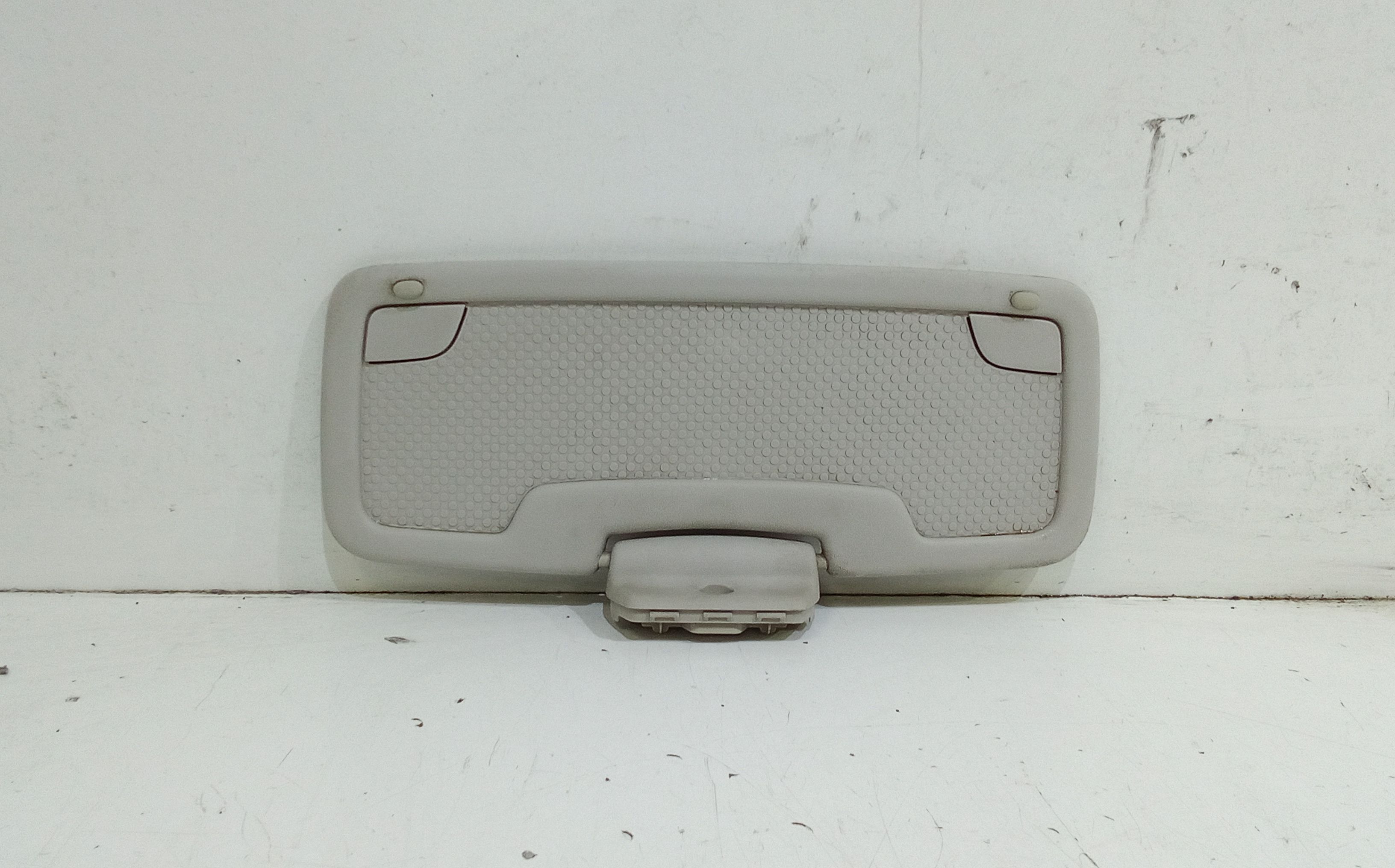 Aletta Parasole Parabrezza Sinistro A4518100110C24A Usato