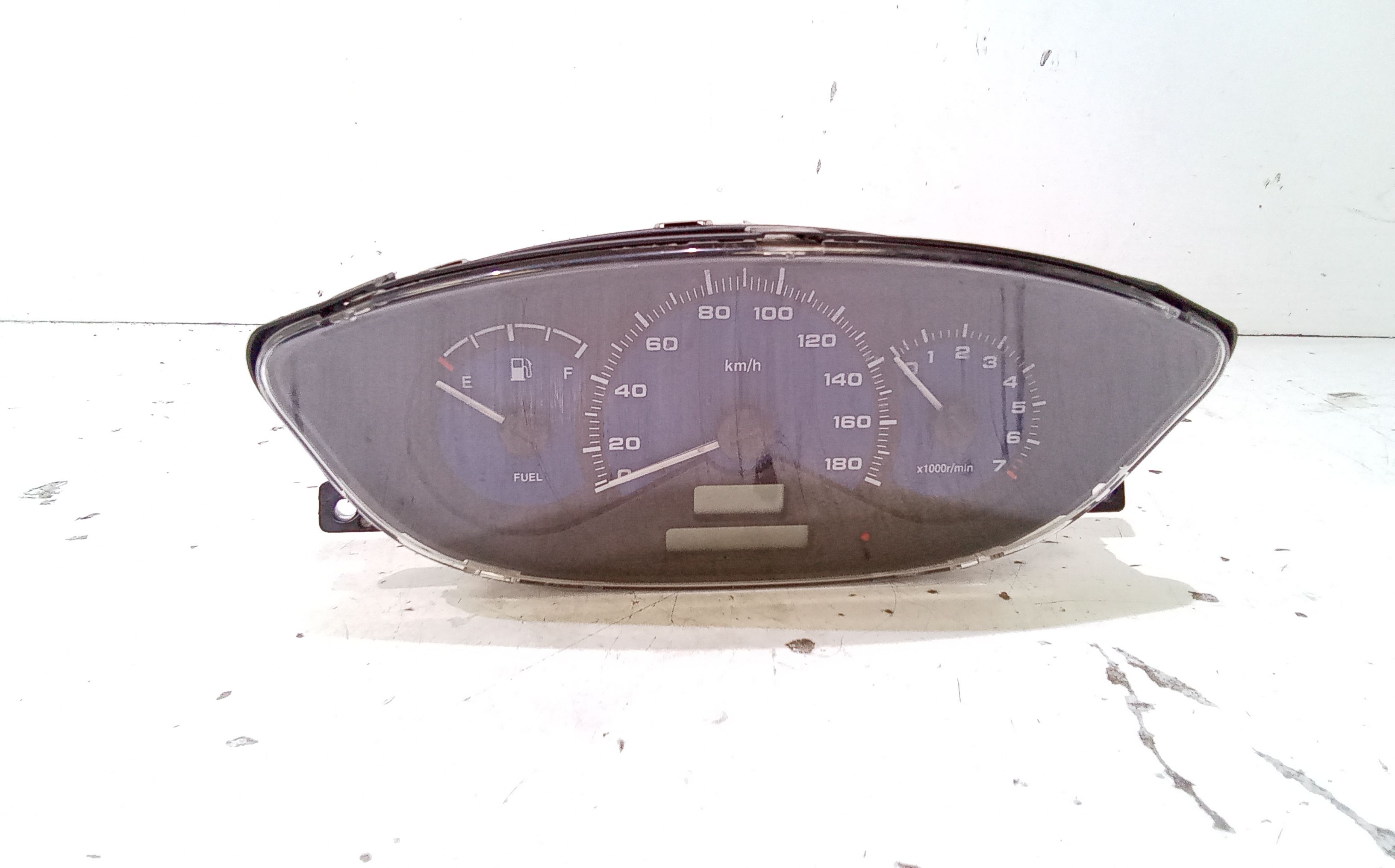 Quadro Portastrumenti Usato