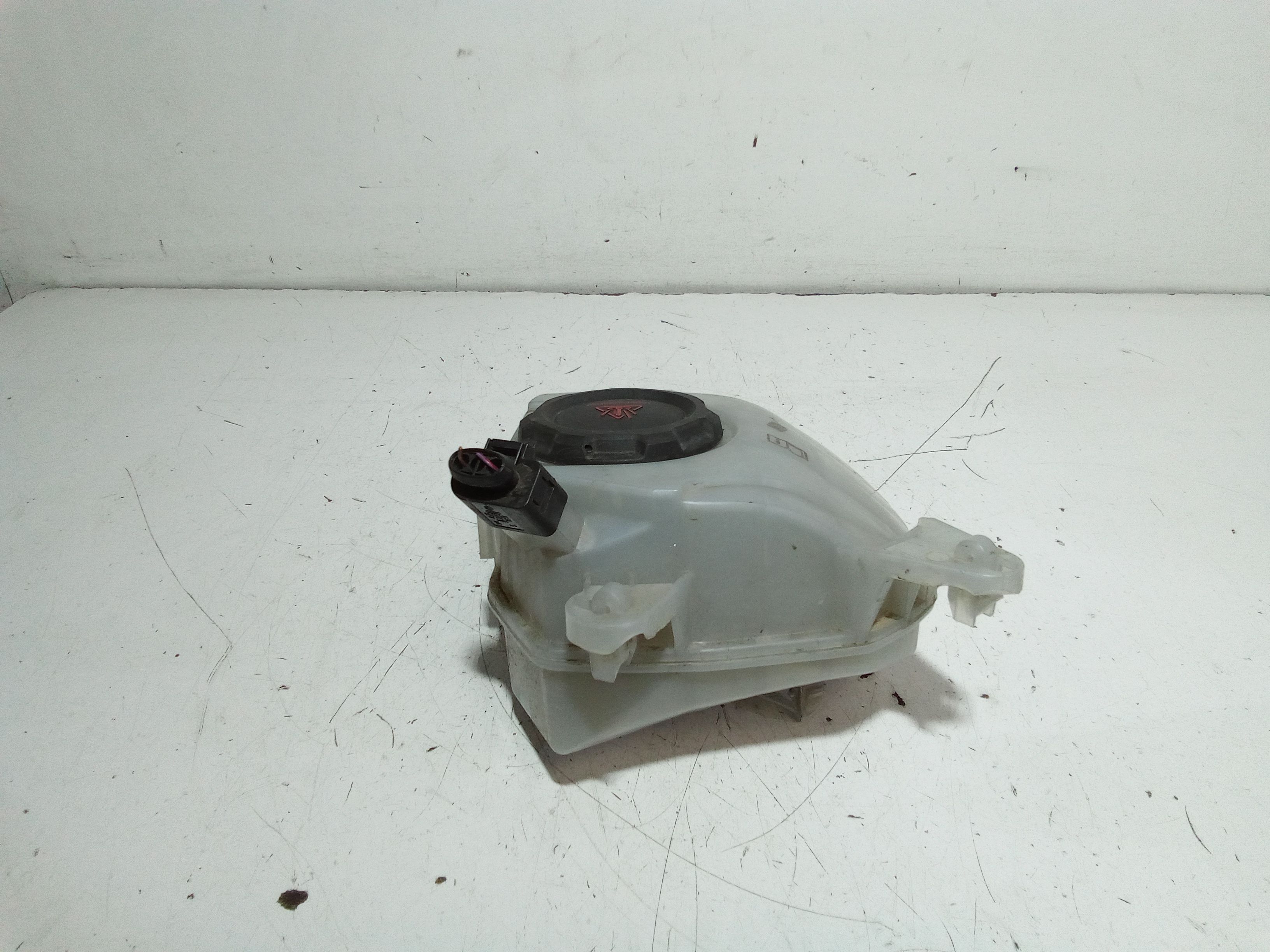 Vaschetta Compensazione Radiatore 2Q0121407D Usato