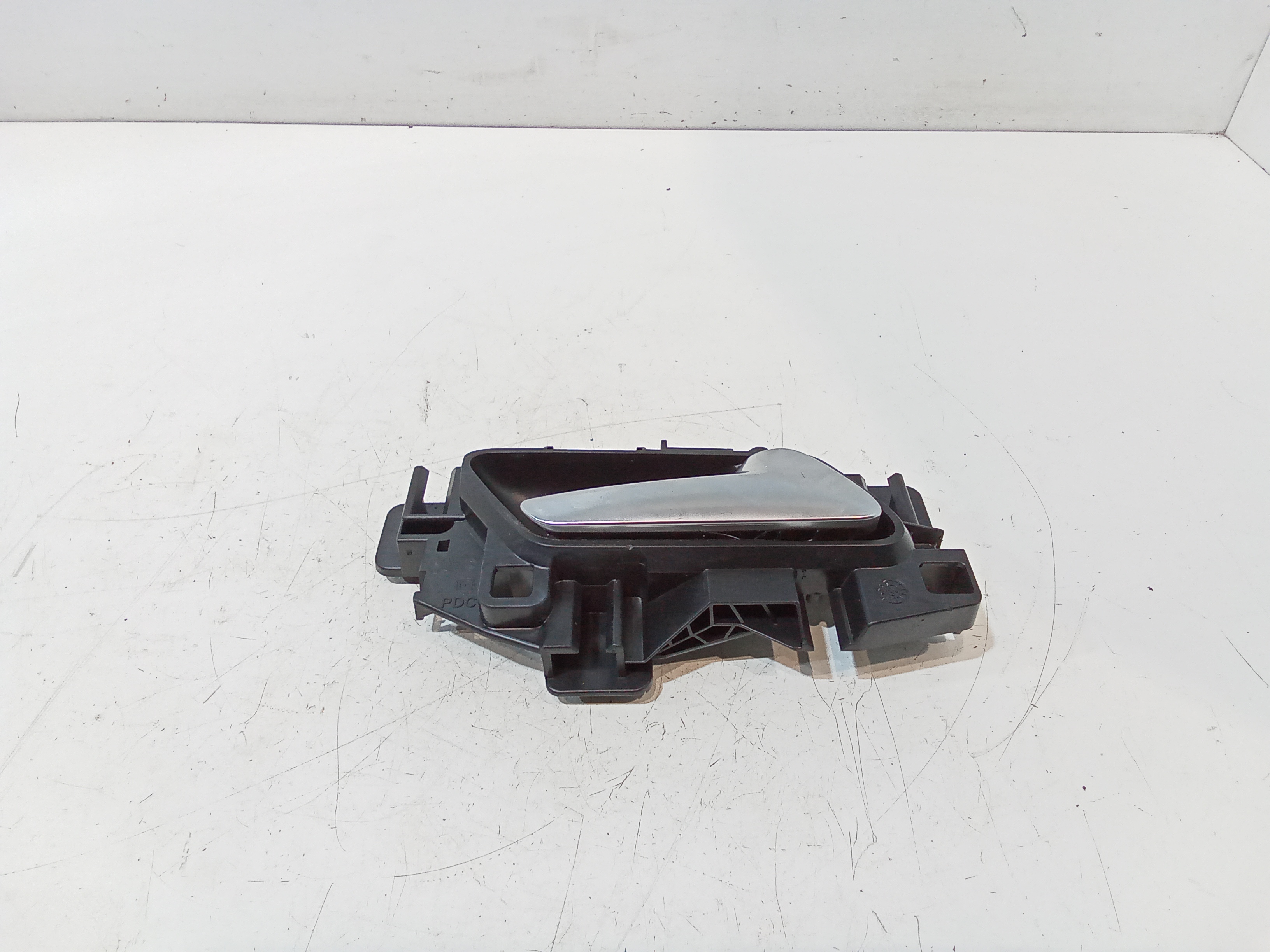 Maniglia Int. Apertura Porta Ant. Destro Usato