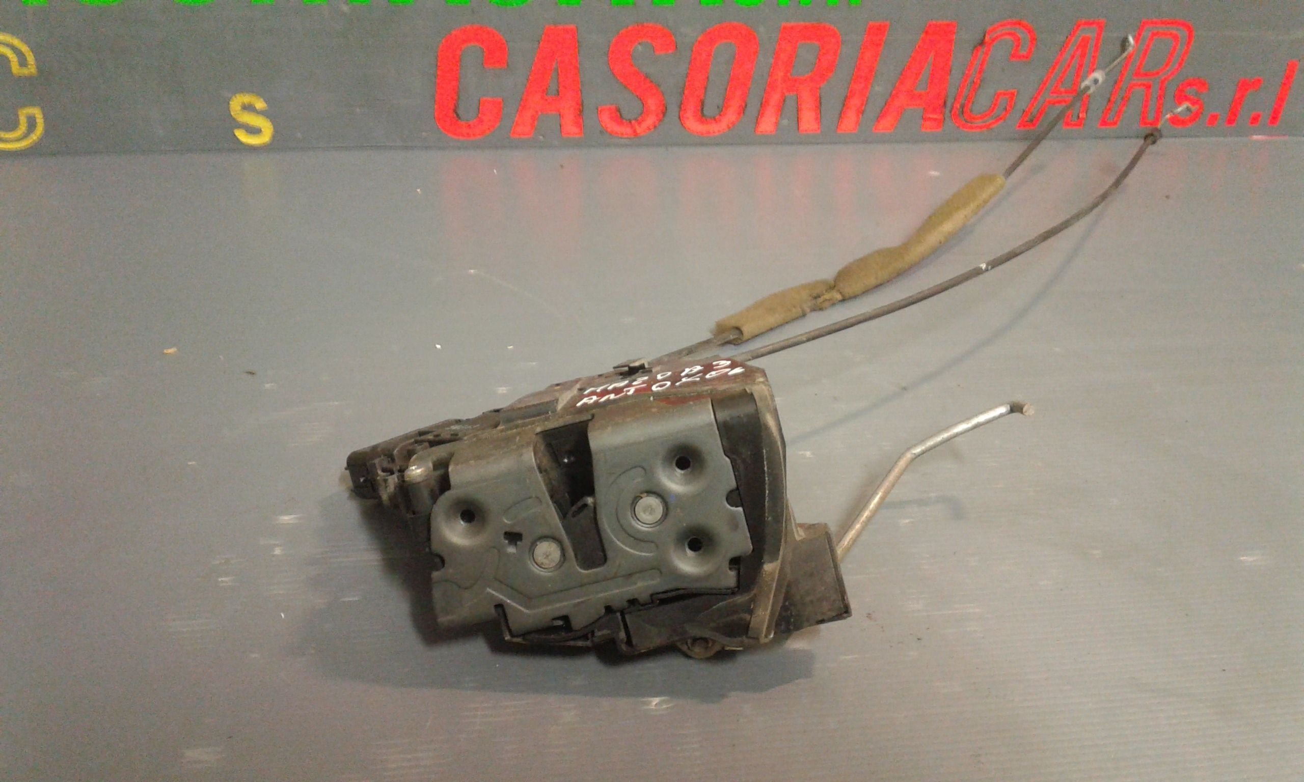 Serratura Porta Ant. Destro BAH758310 Usato