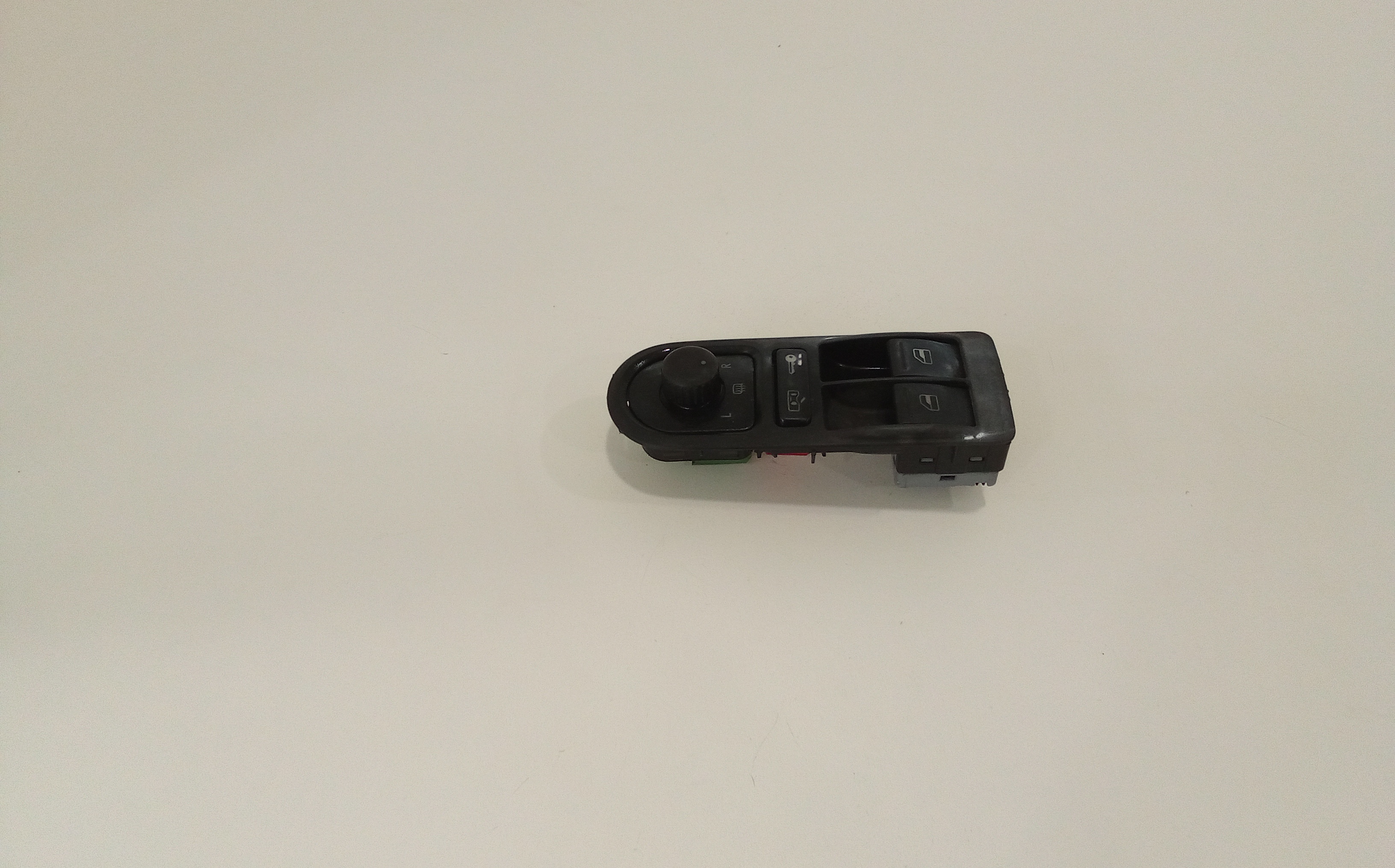 Interruttore Alzacristalli Porta Ant. Sinistro Usato