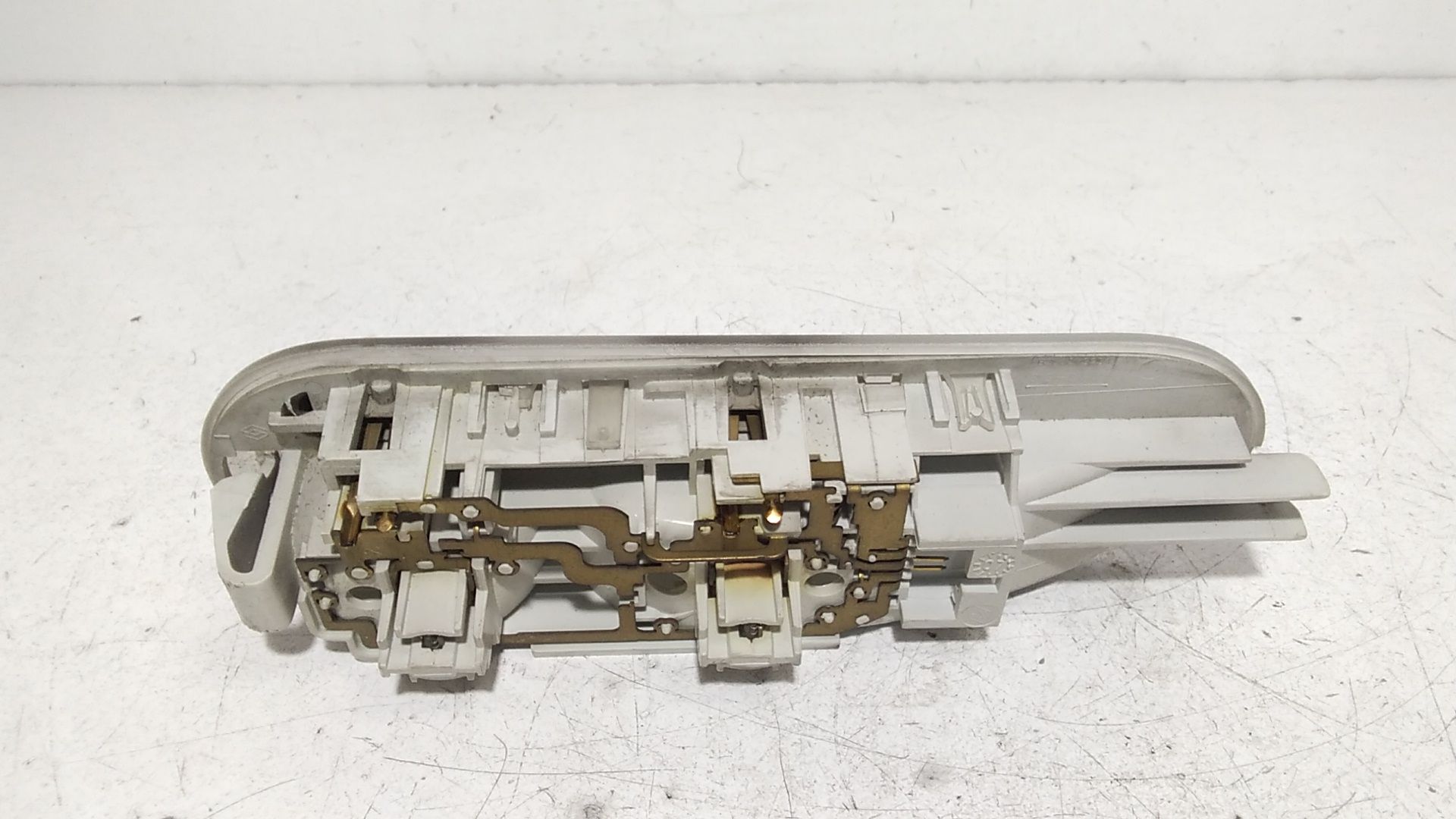 Luce Cortesia Ant. Tetto 8200073231 Usato