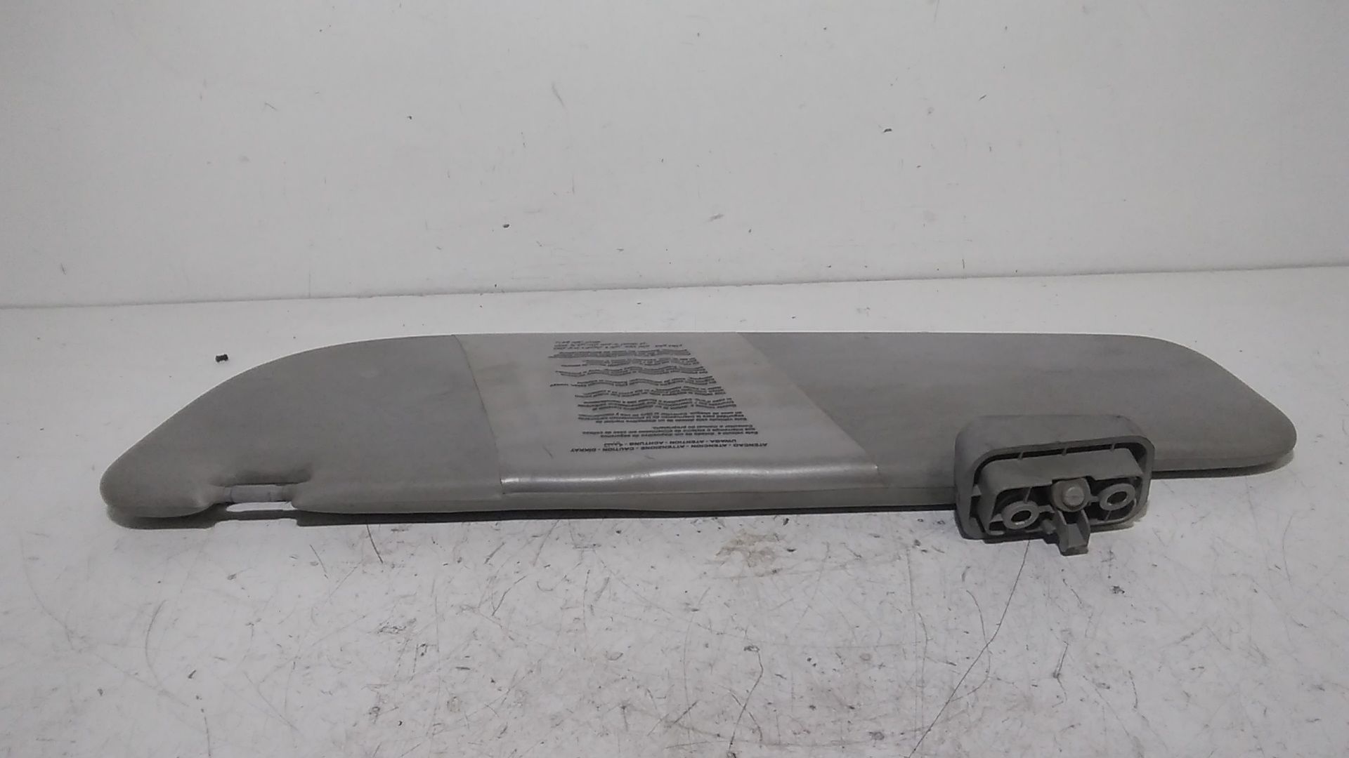 Aletta Parasole Parabrezza Sinistro 735672261 Usato