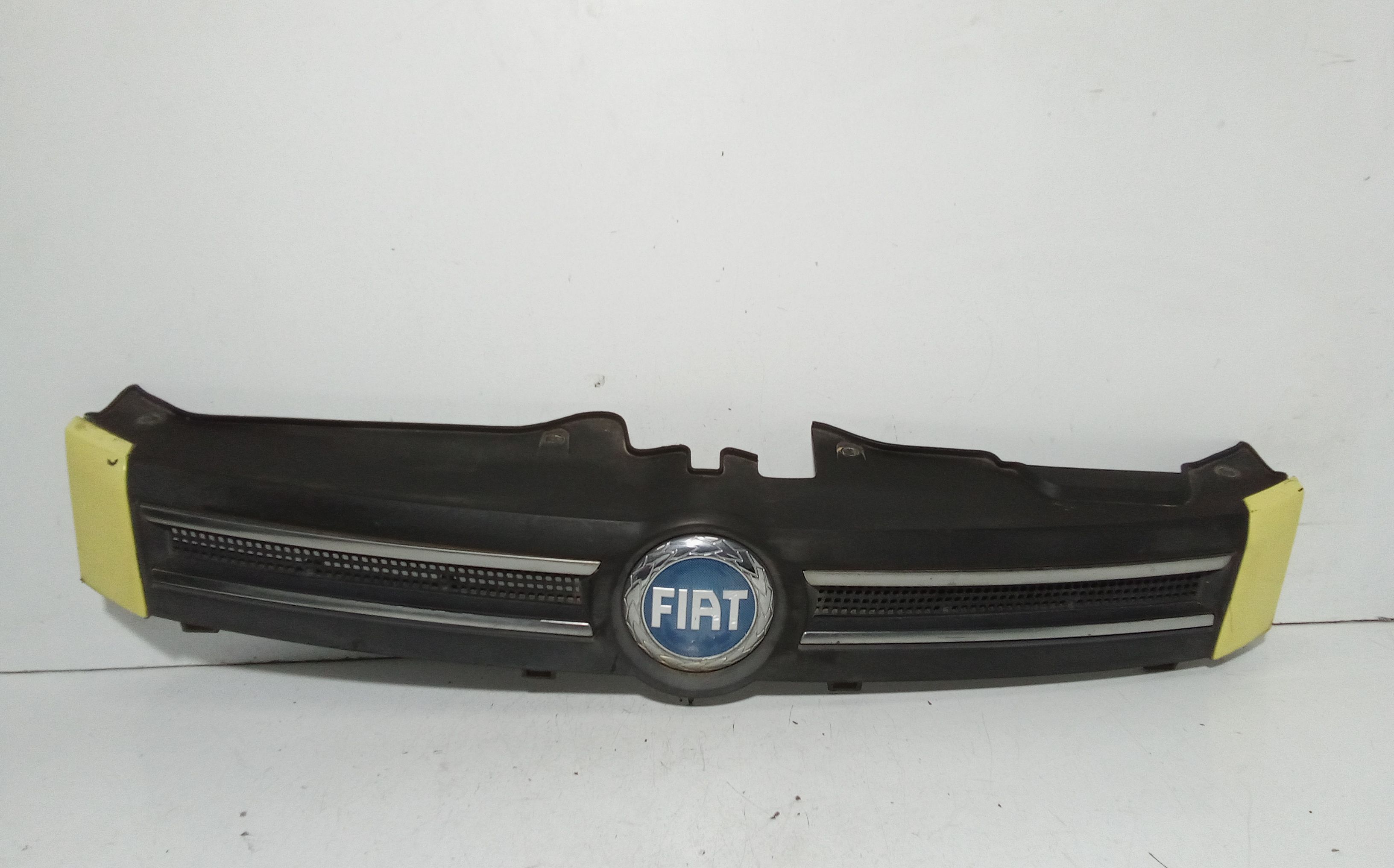 Griglia 735363745 Usato