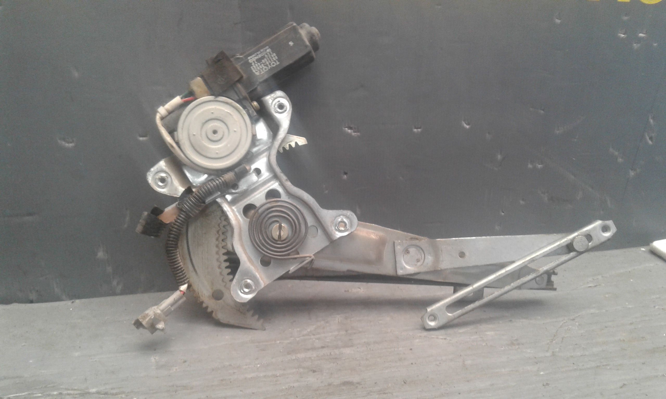 Alzacristallo Porta Post. Destro Usato