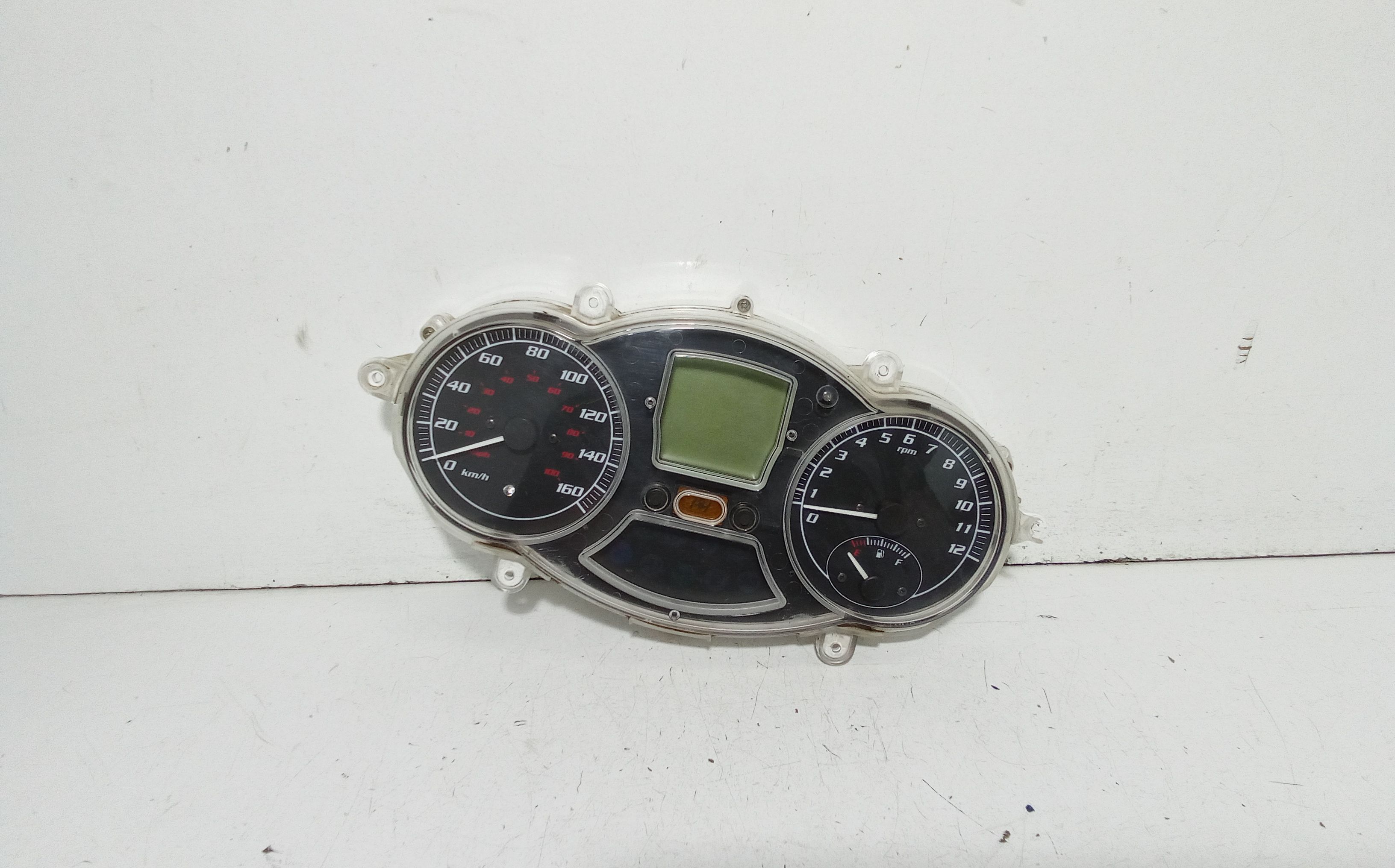 Quadro Portastrumenti Usato