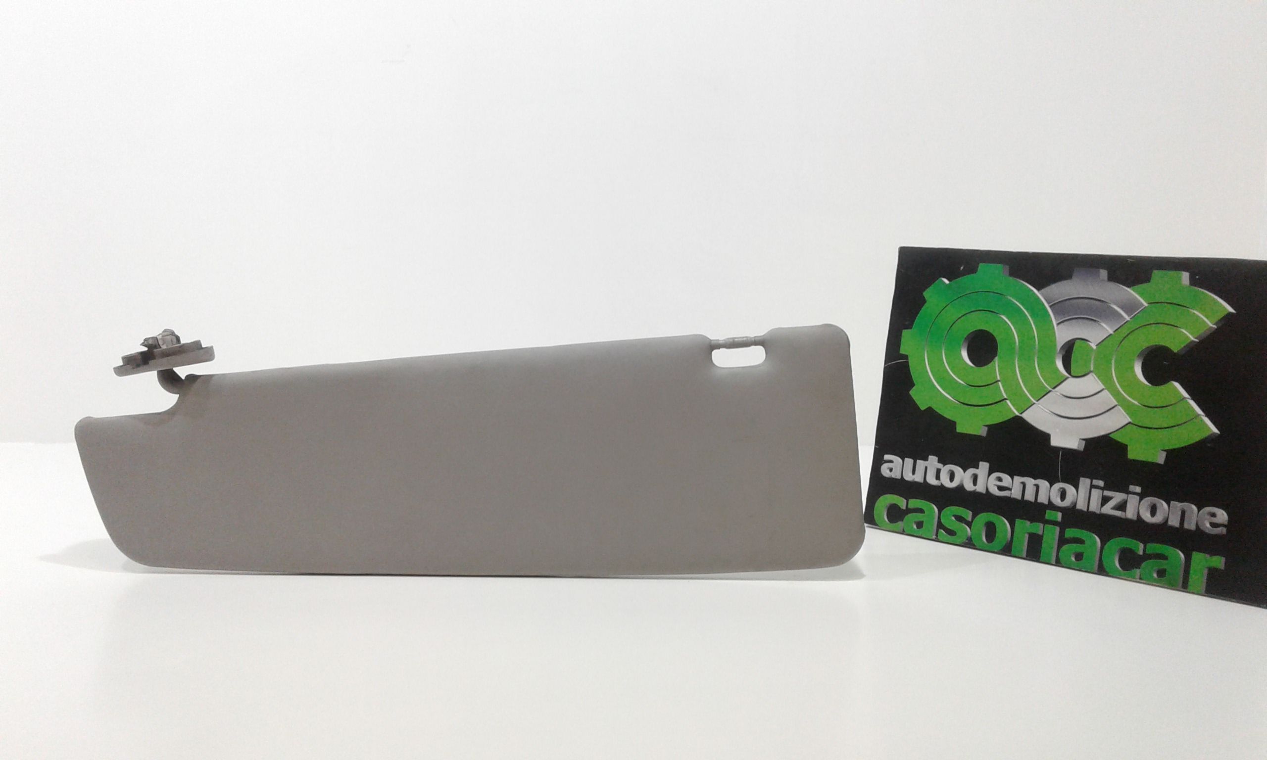 Aletta Parasole Parabrezza Destro 735423071 Usato