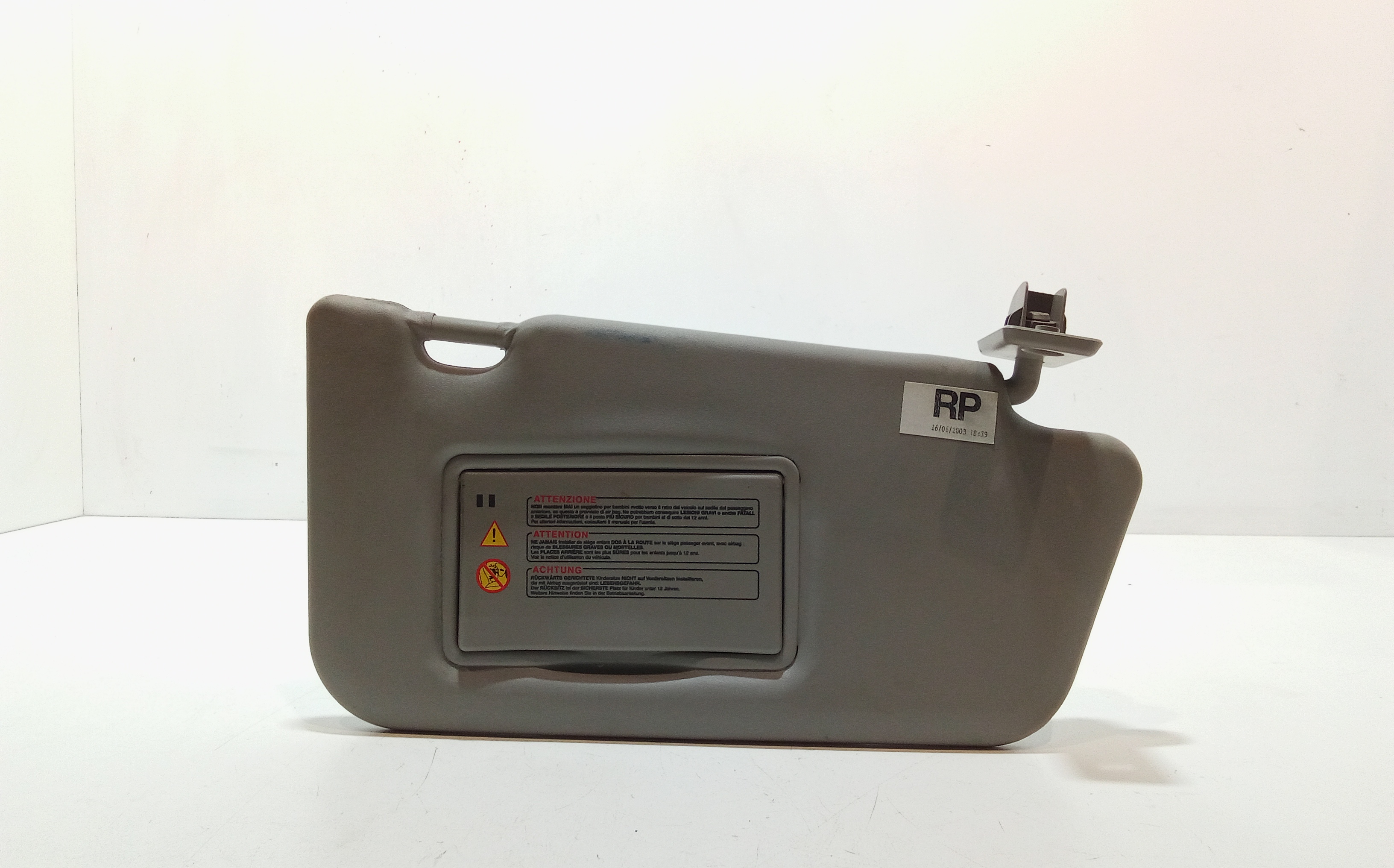 Aletta Parasole Parabrezza Destro 964001F504 Usato